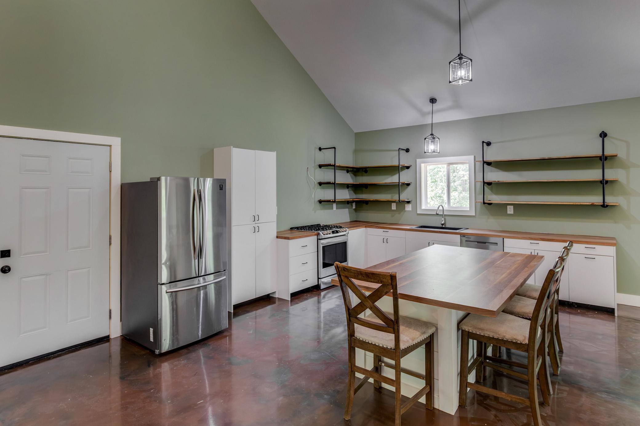 2021 single family home for sale at 9598 Ossawinnamakee Road in Pequot Lakes, MN — 3 bed, 1 bath (photo 13 of 31)