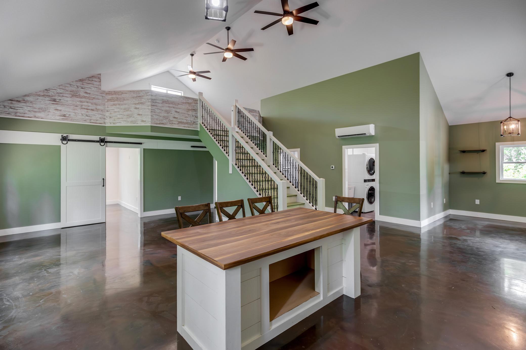 2021 single family home for sale at 9598 Ossawinnamakee Road in Pequot Lakes, MN — 3 bed, 1 bath (photo 15 of 31)