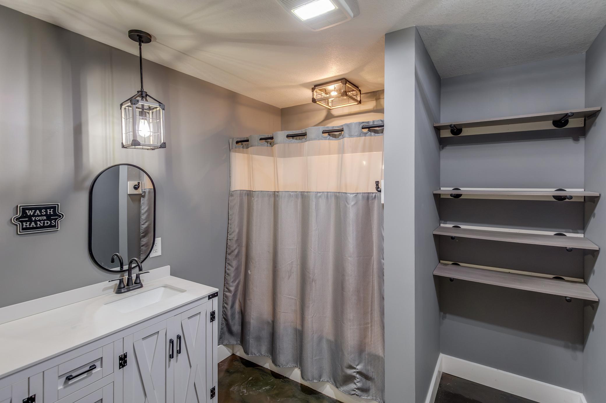2021 single family home for sale at 9598 Ossawinnamakee Road in Pequot Lakes, MN — 3 bed, 1 bath (photo 17 of 31)