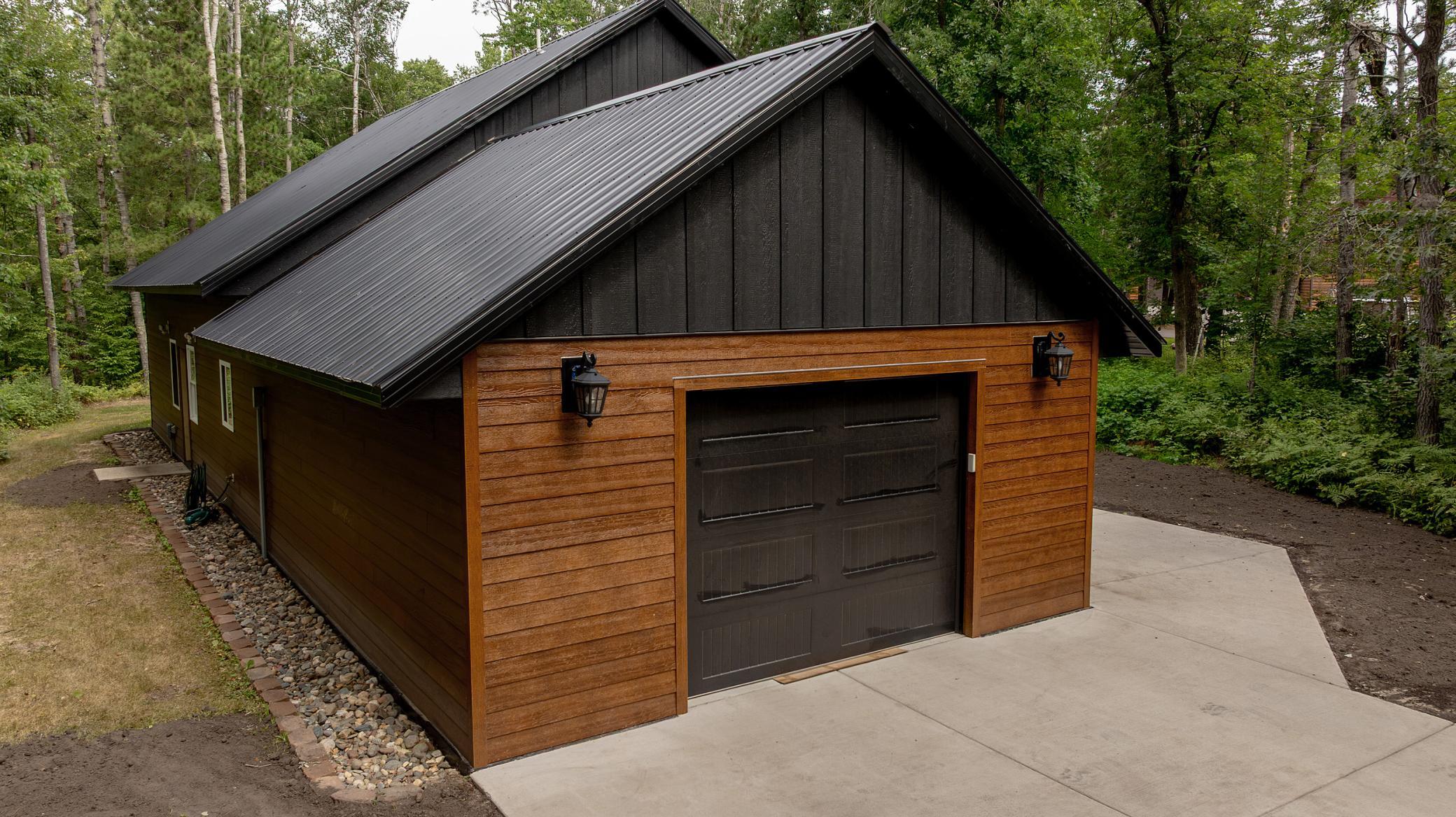 2021 single family home for sale at 9598 Ossawinnamakee Road in Pequot Lakes, MN — 3 bed, 1 bath (photo 4 of 31)