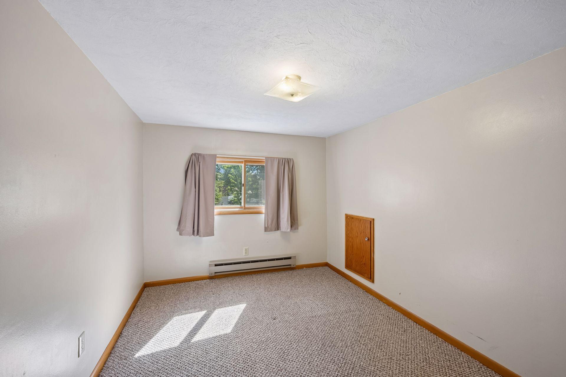 220 S Mccornell Avenue, Parkers Prairie MN 56361 - Photo 25 of 39