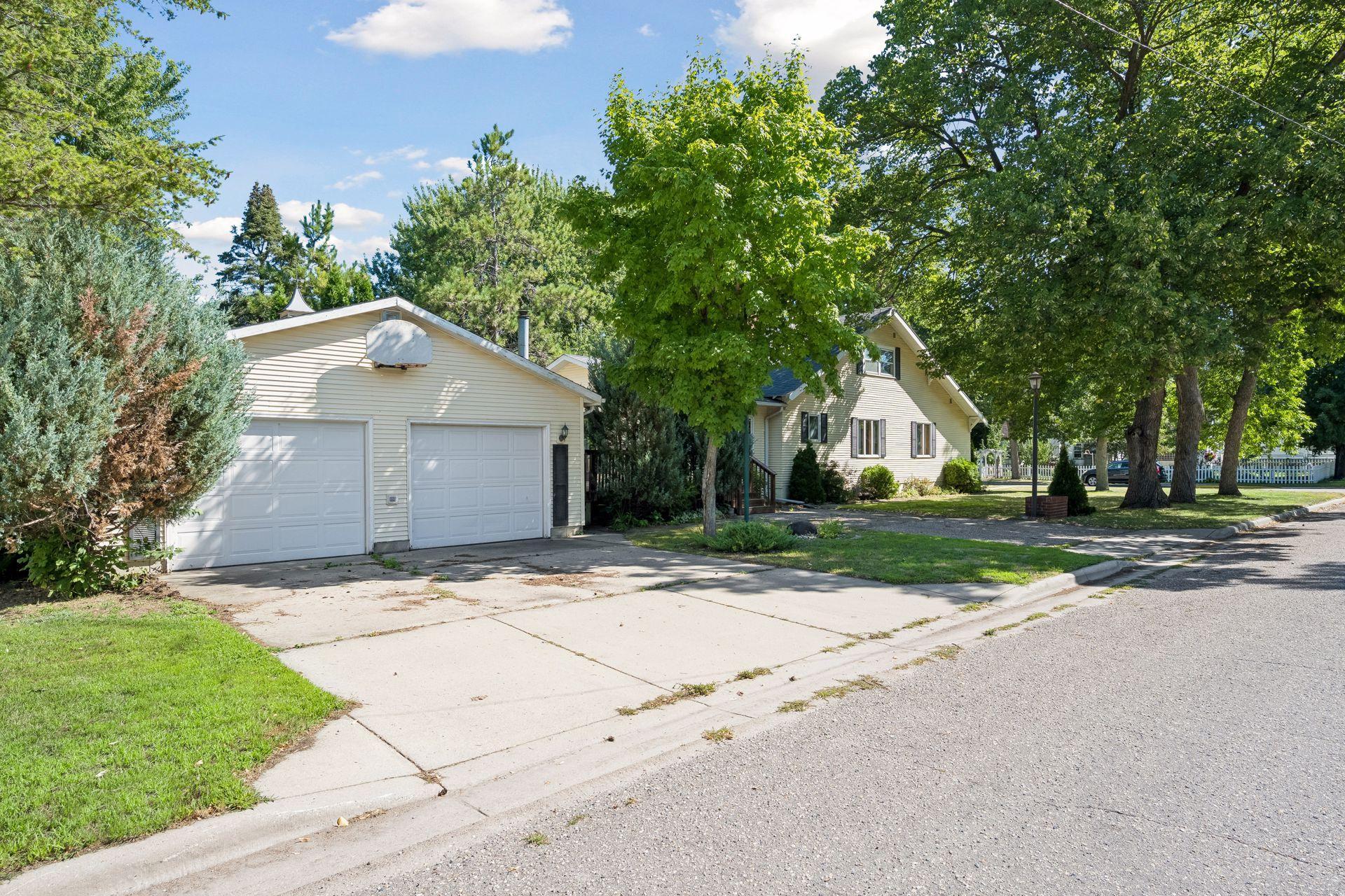 220 S Mccornell Avenue, Parkers Prairie MN 56361 - Photo 31 of 39