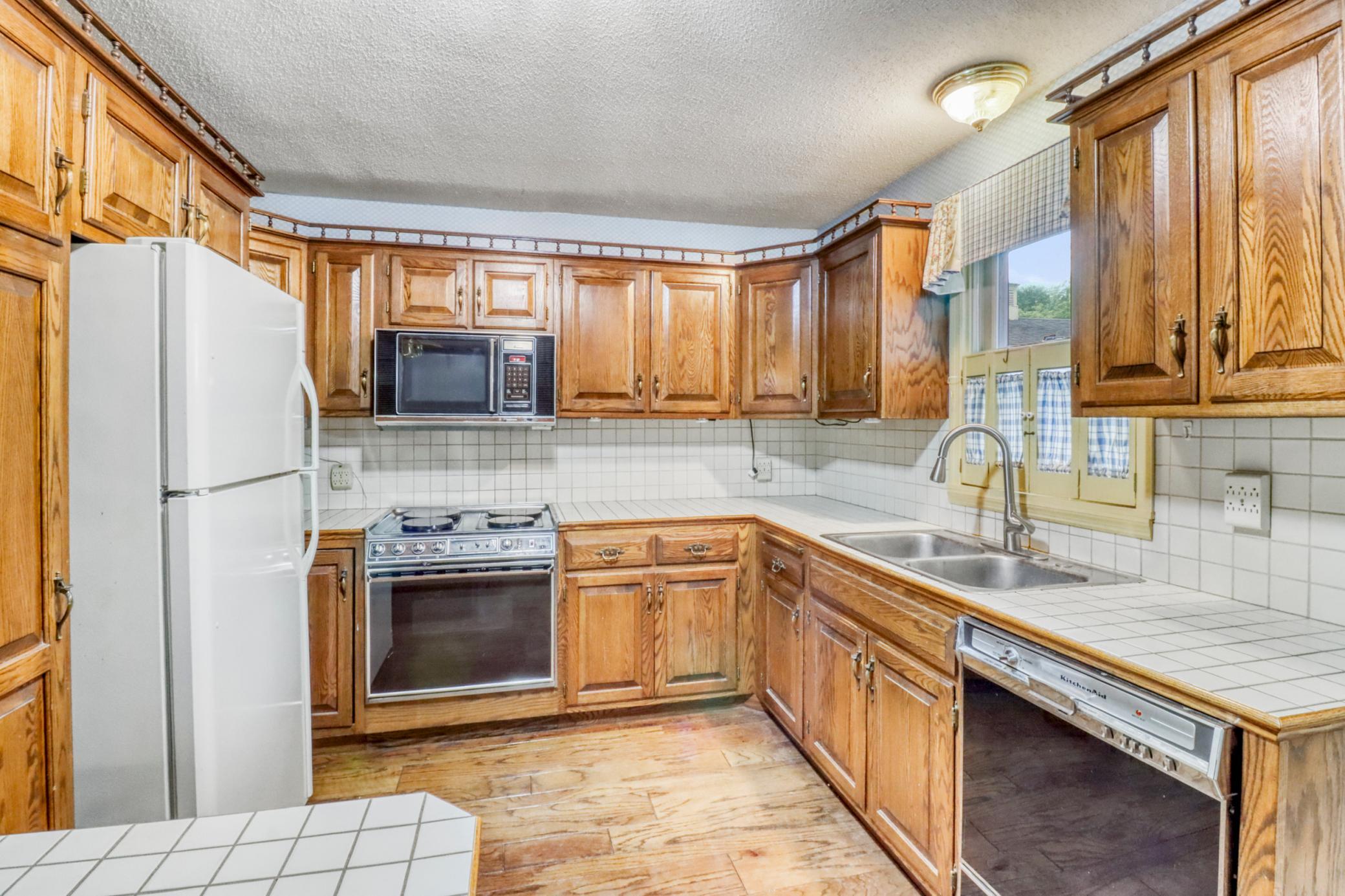 1510 Lynn Avenue, Detroit Lakes MN 56501 - Photo 11 of 46