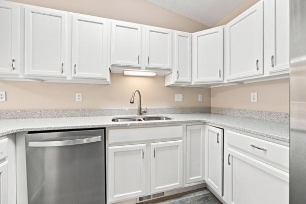 1669 6th Street W, West Fargo ND 58078 - Photo 11 of 24