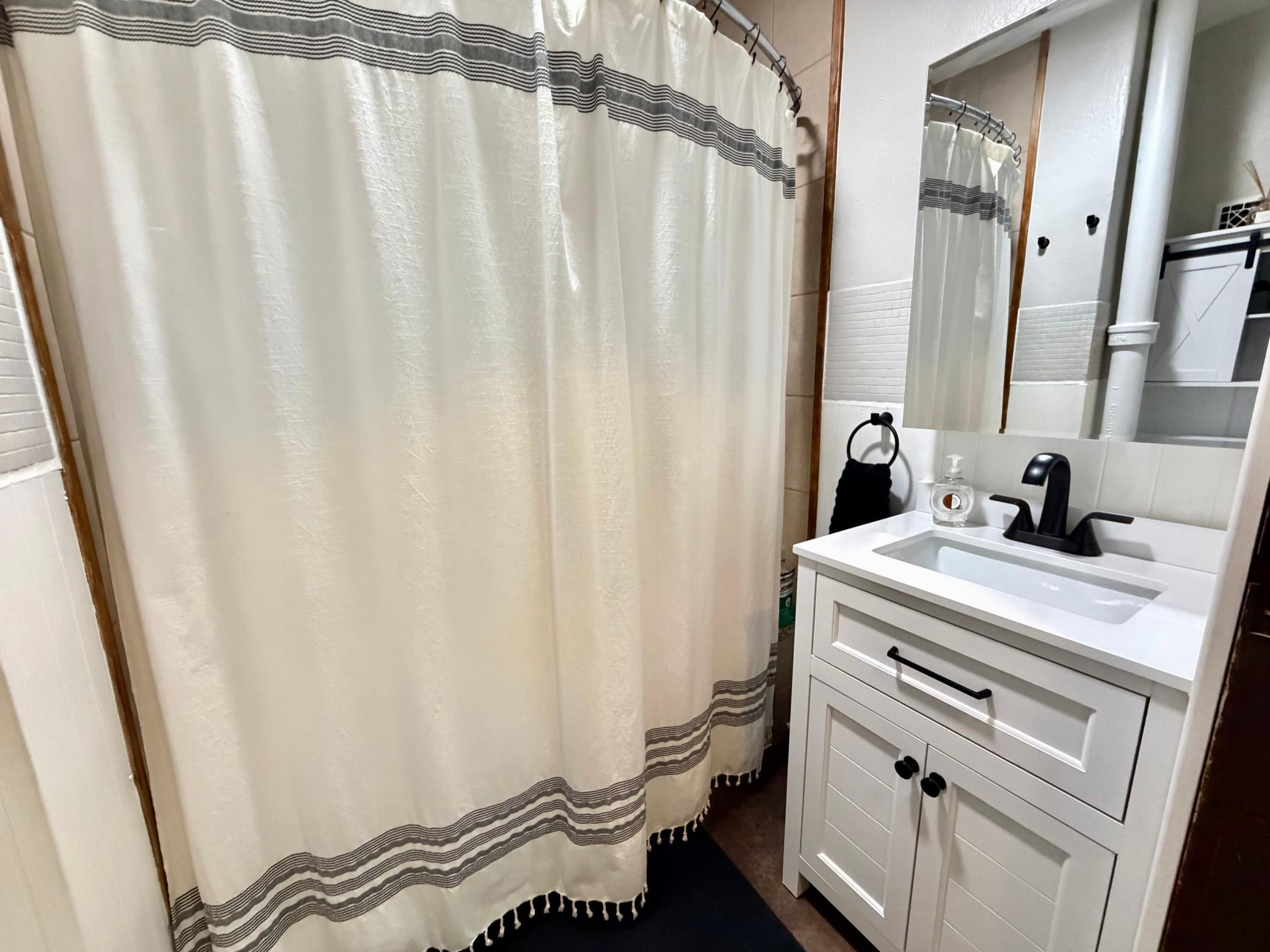 719 N Broadway, Fergus Falls MN 56537 - Photo 14 of 33