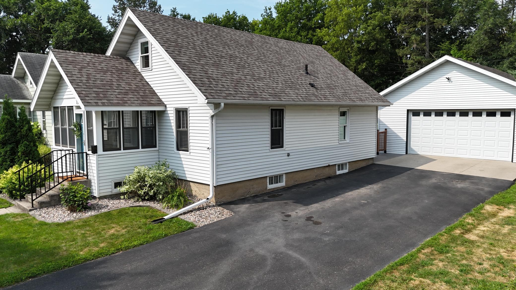 719 N Broadway, Fergus Falls MN 56537 - Photo 30 of 33