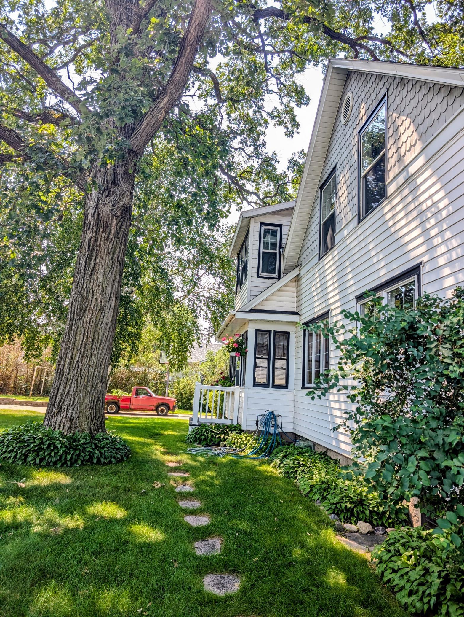 1901 single family home for sale at 525 2nd Avenue SE in Long Prairie, MN — 4 bed, 3 bath (photo 12 of 78)