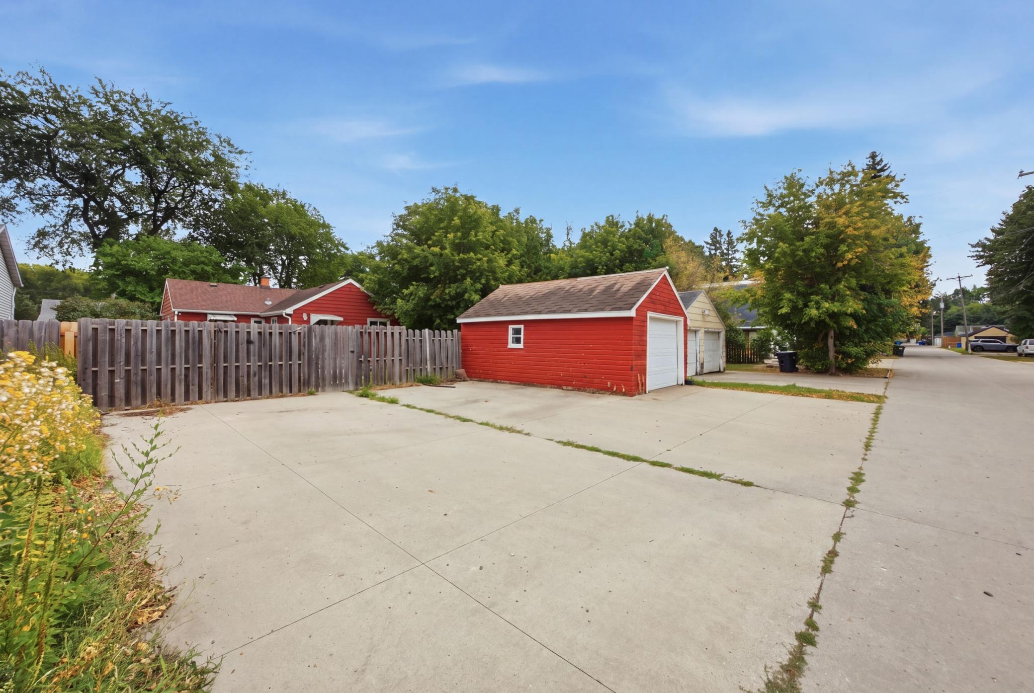 1614 9th Street N, Fargo ND 58102 - Photo 23 of 24