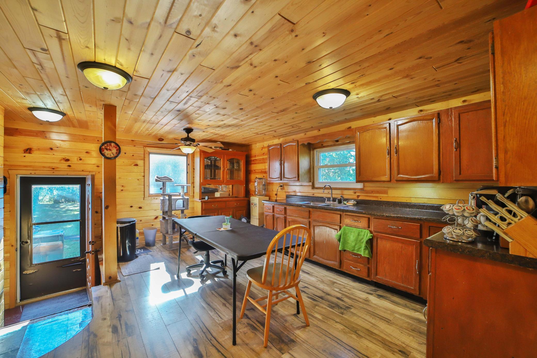624 N 10th Street, Brainerd MN 56401 - Photo 5 of 33