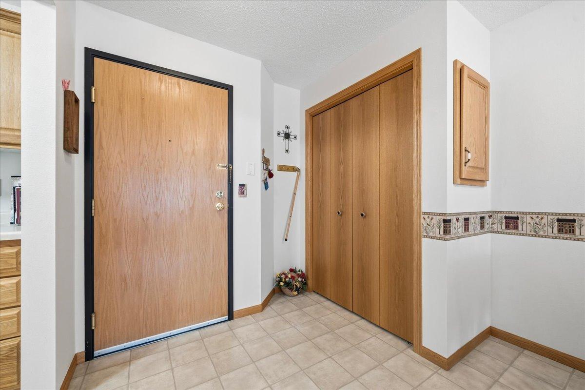912 Hawthorne Street, Unit 104, Alexandria MN 56308 - Photo 9 of 43