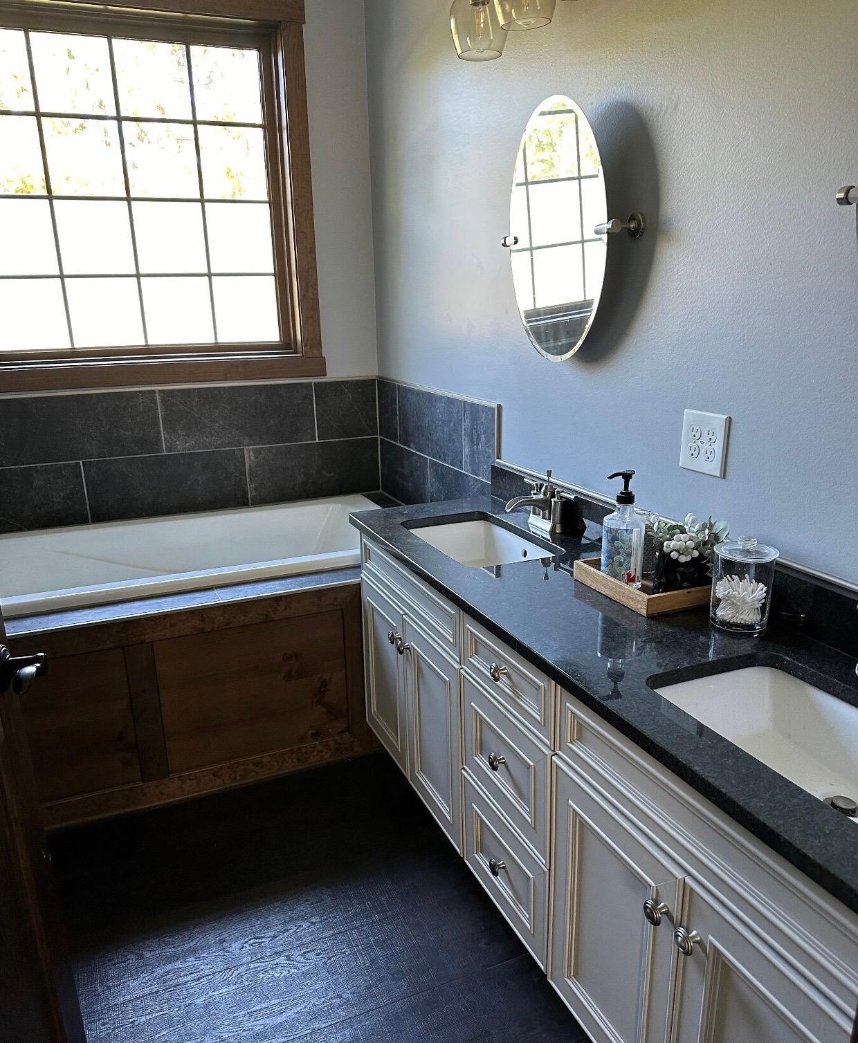 2019 single family home for sale at 33231 Sky West Trail in Grand Rapids, MN — 4 bed, 2 bath (photo 9 of 32)