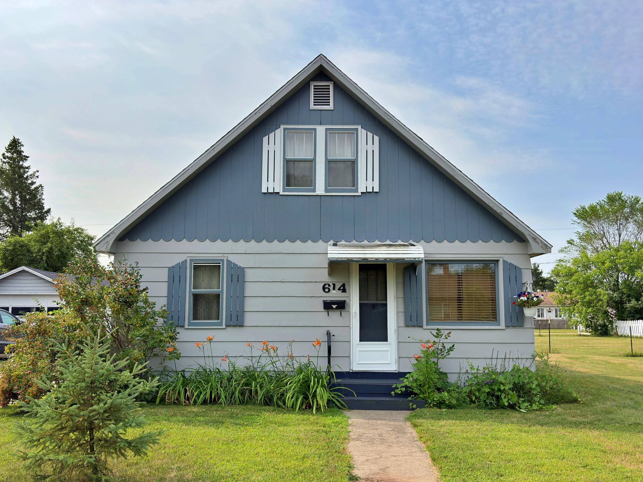1930 single family home for sale at 614 2nd Street W in Park Rapids, MN — 3 bed, 1 bath (photo 16 of 23)