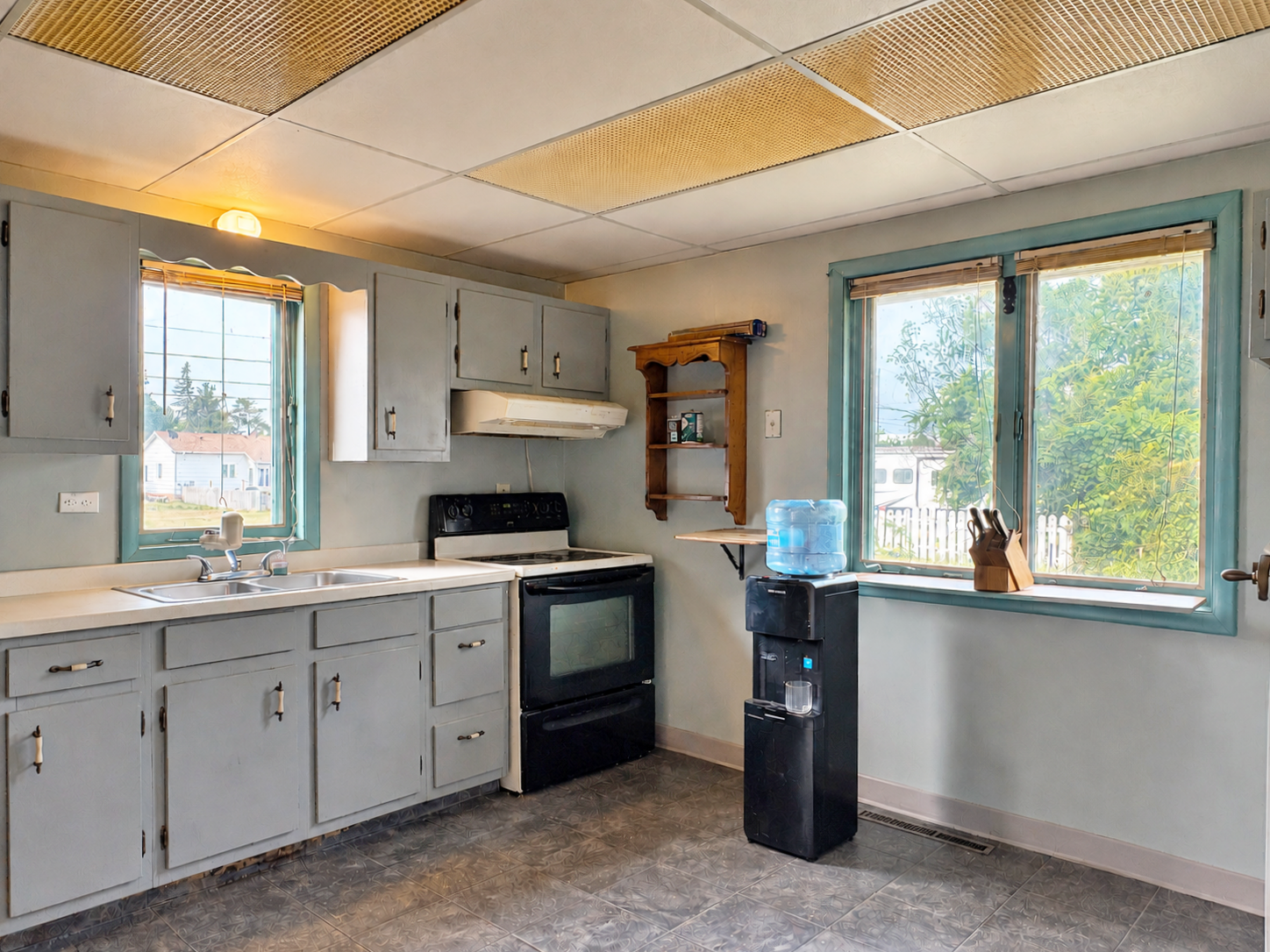 1930 single family home for sale at 614 2nd Street W in Park Rapids, MN — 3 bed, 1 bath (photo 7 of 23)