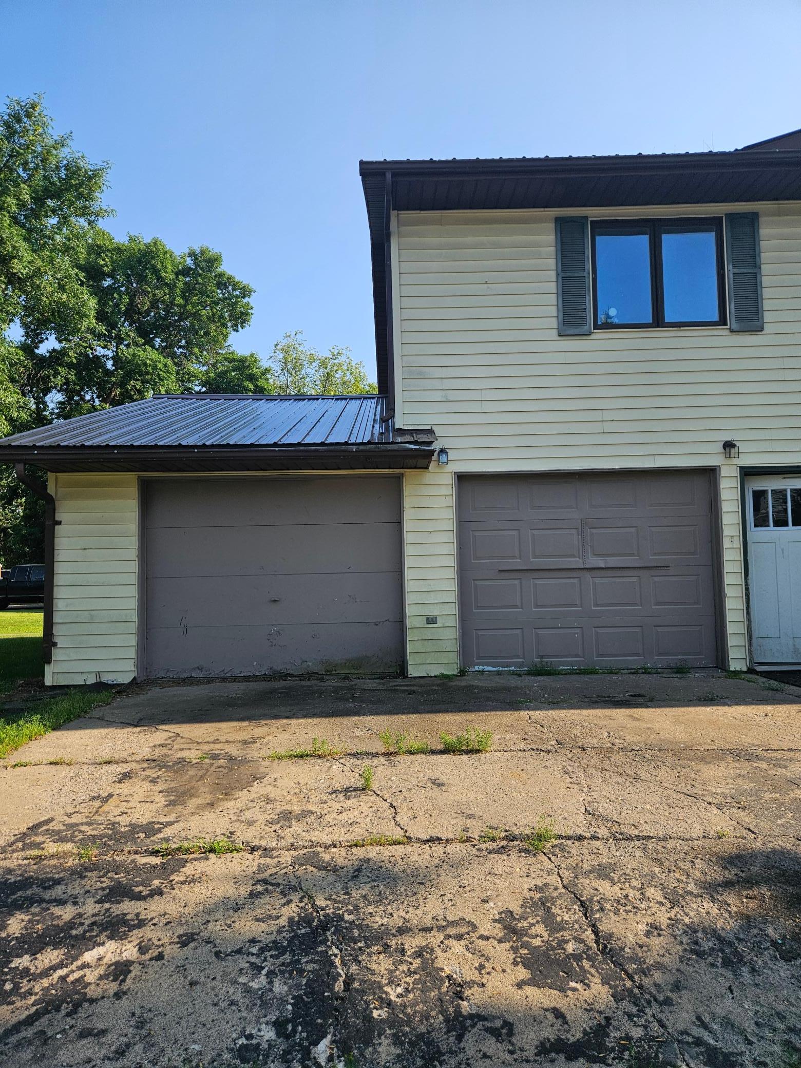 1925 single family home for sale at 316 Roberts Avenue NE in Warroad, MN — 3 bed, 2 bath (photo 2 of 6)