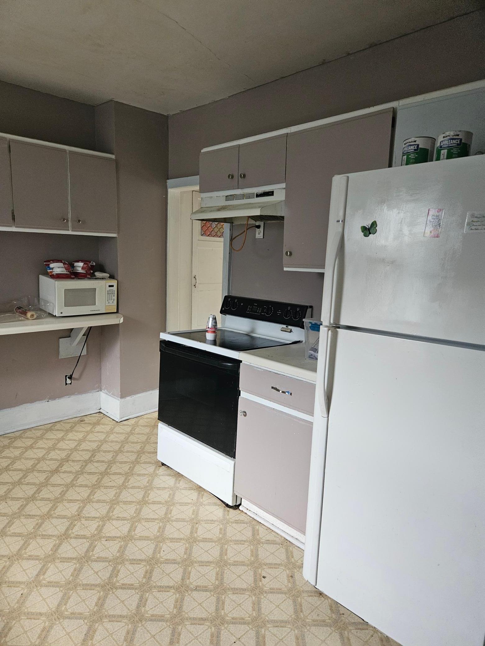 1925 single family home for sale at 316 Roberts Avenue NE in Warroad, MN — 3 bed, 2 bath (photo 3 of 6)