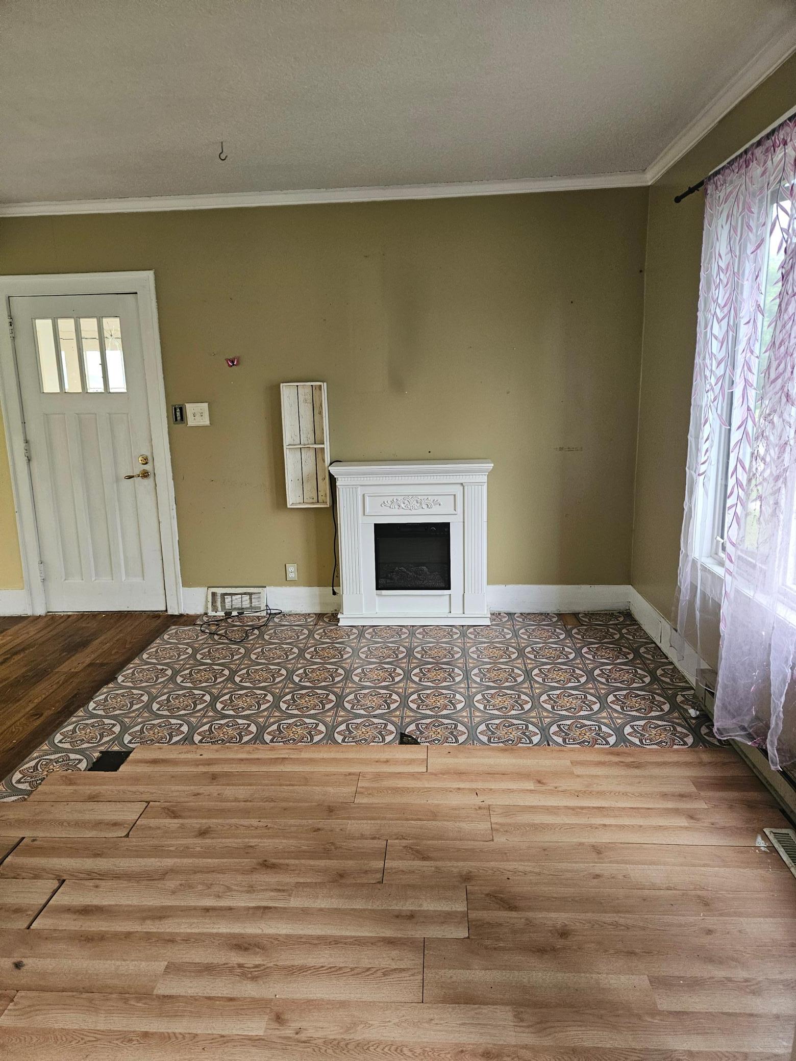 1925 single family home for sale at 316 Roberts Avenue NE in Warroad, MN — 3 bed, 2 bath (photo 4 of 6)