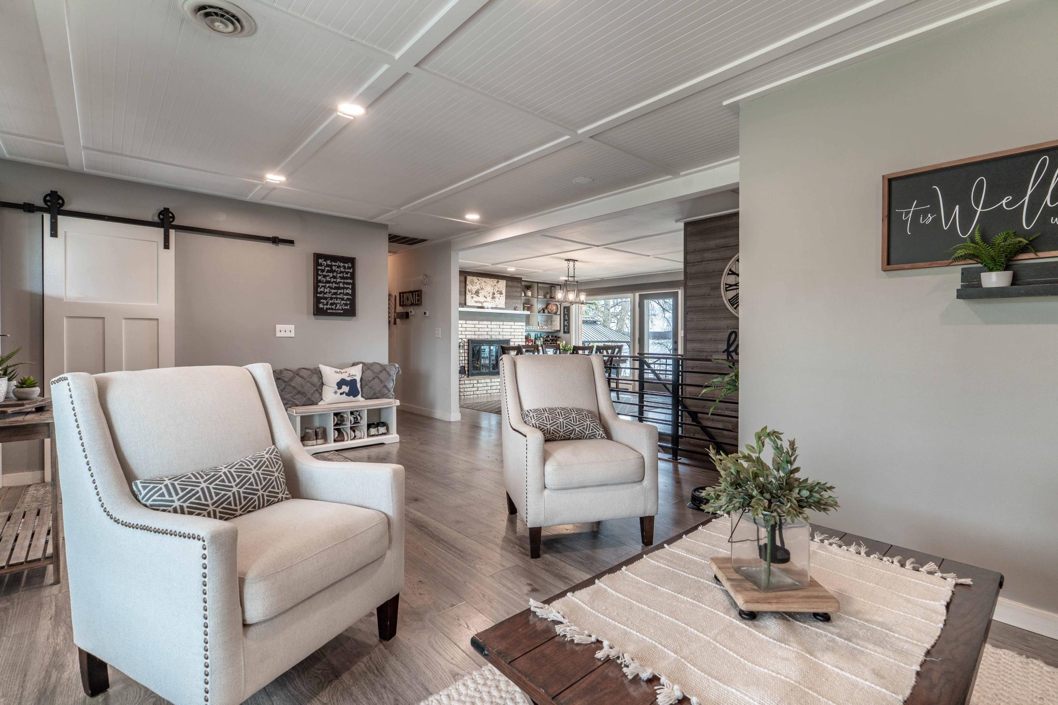 1961 single family home for sale at 736 Shorewood Drive in Detroit Lakes, MN — 4 bed, 3 bath (photo 11 of 90)