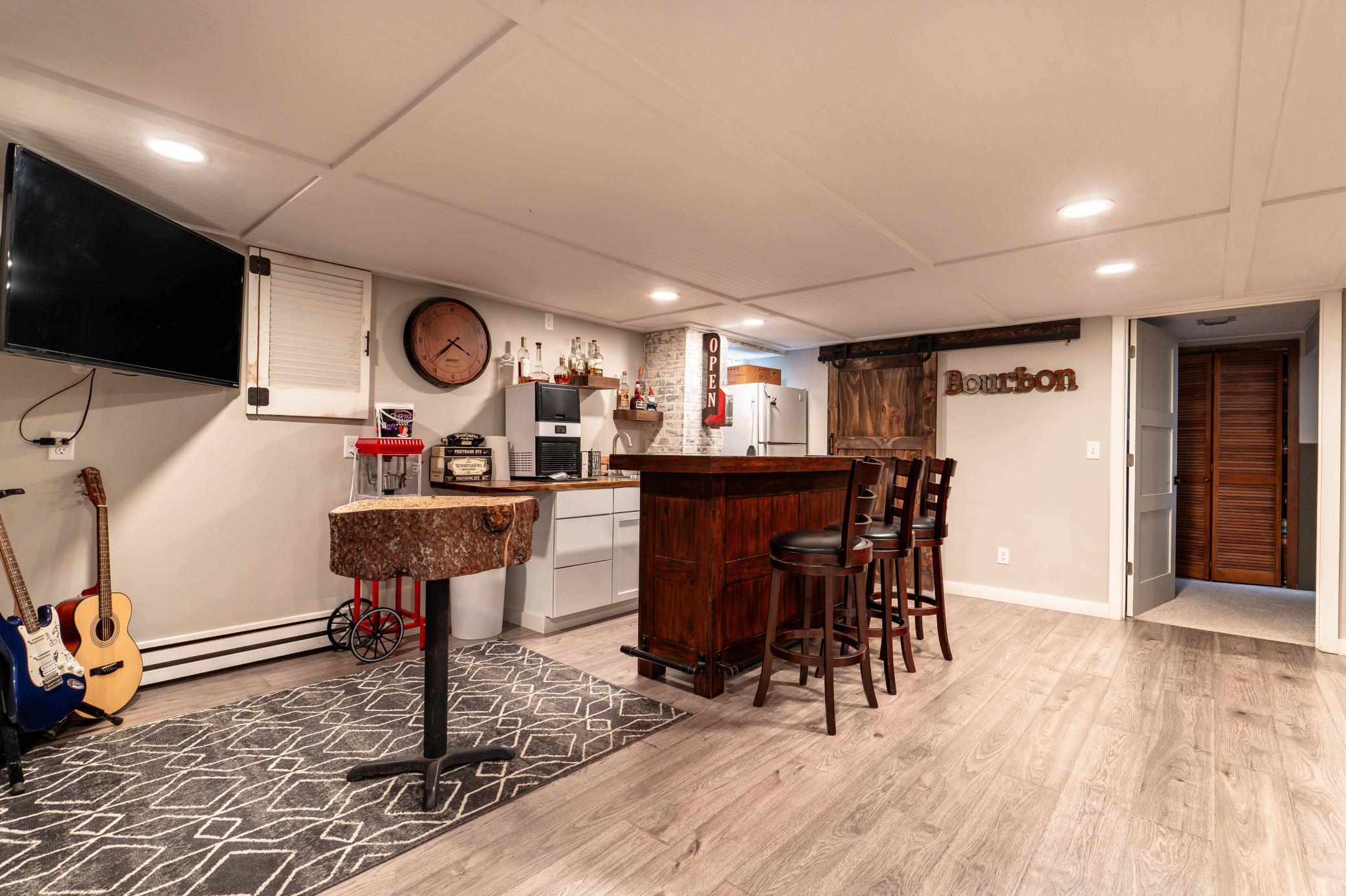 1961 single family home for sale at 736 Shorewood Drive in Detroit Lakes, MN — 4 bed, 3 bath (photo 38 of 90)