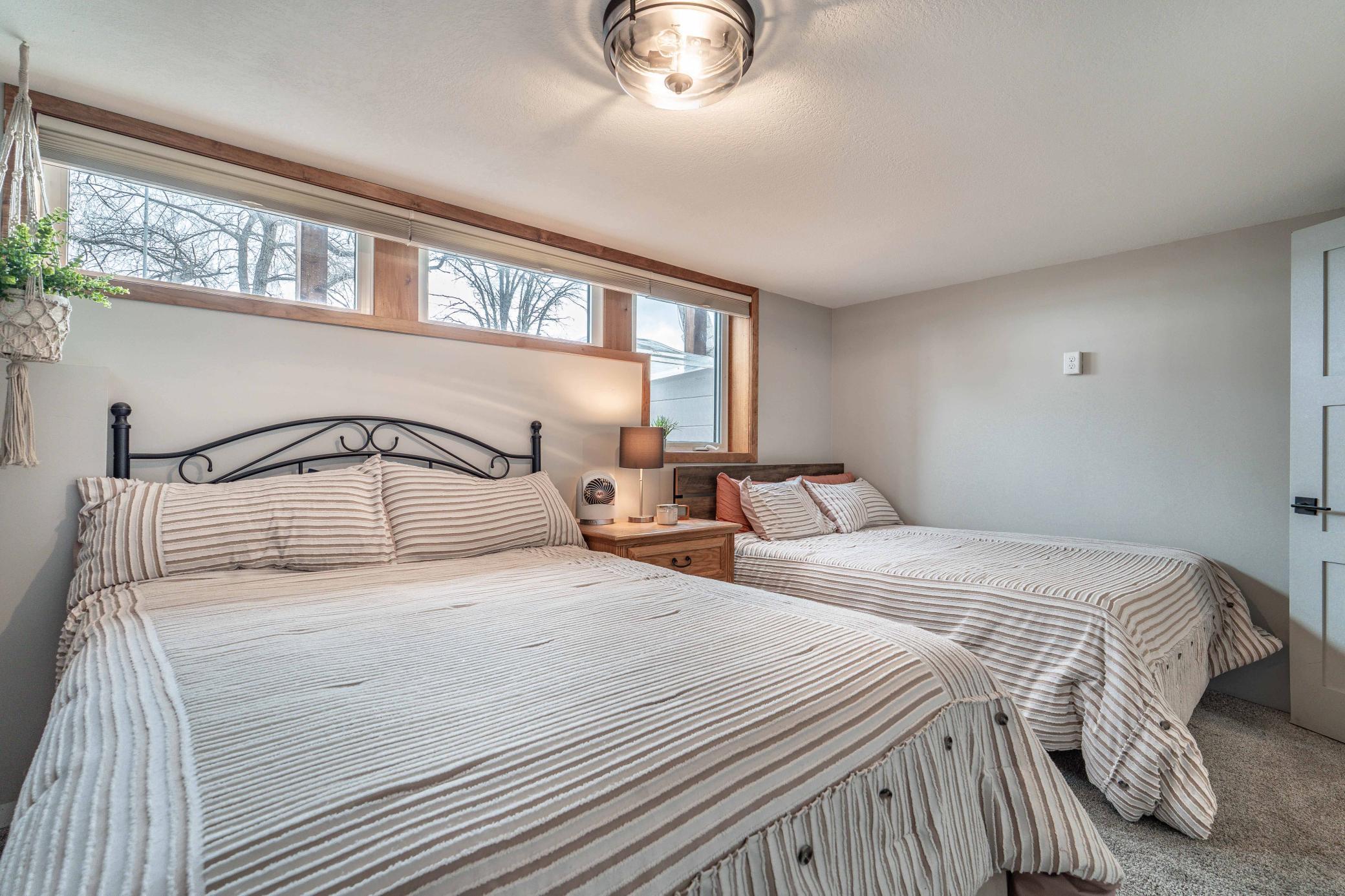 1961 single family home for sale at 736 Shorewood Drive in Detroit Lakes, MN — 4 bed, 3 bath (photo 46 of 90)