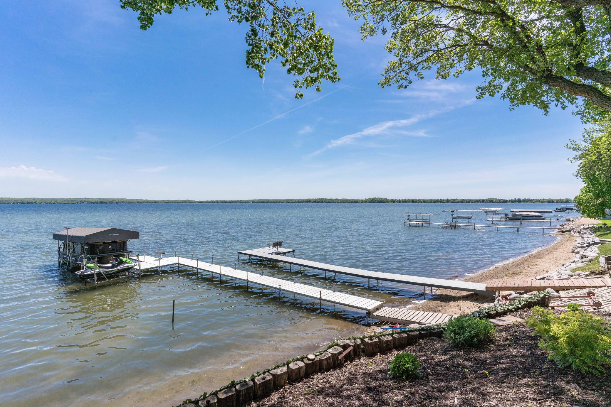 736 Shorewood Drive, Detroit Lakes MN 56501 - Photo 6 of 32