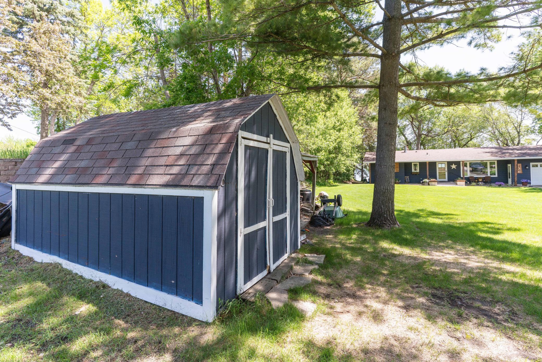 736 Shorewood Drive, Detroit Lakes MN 56501 - Photo 10 of 32