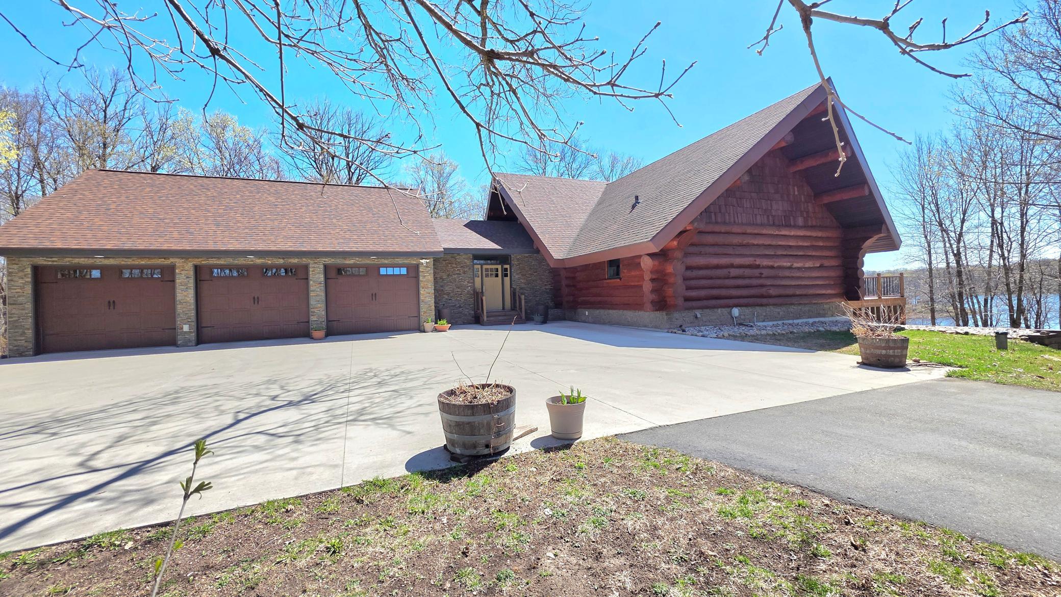 2016 single family home for sale at 46174B County Highway 35 in Vergas, MN — 3 bed, 4 bath (photo 6 of 11)