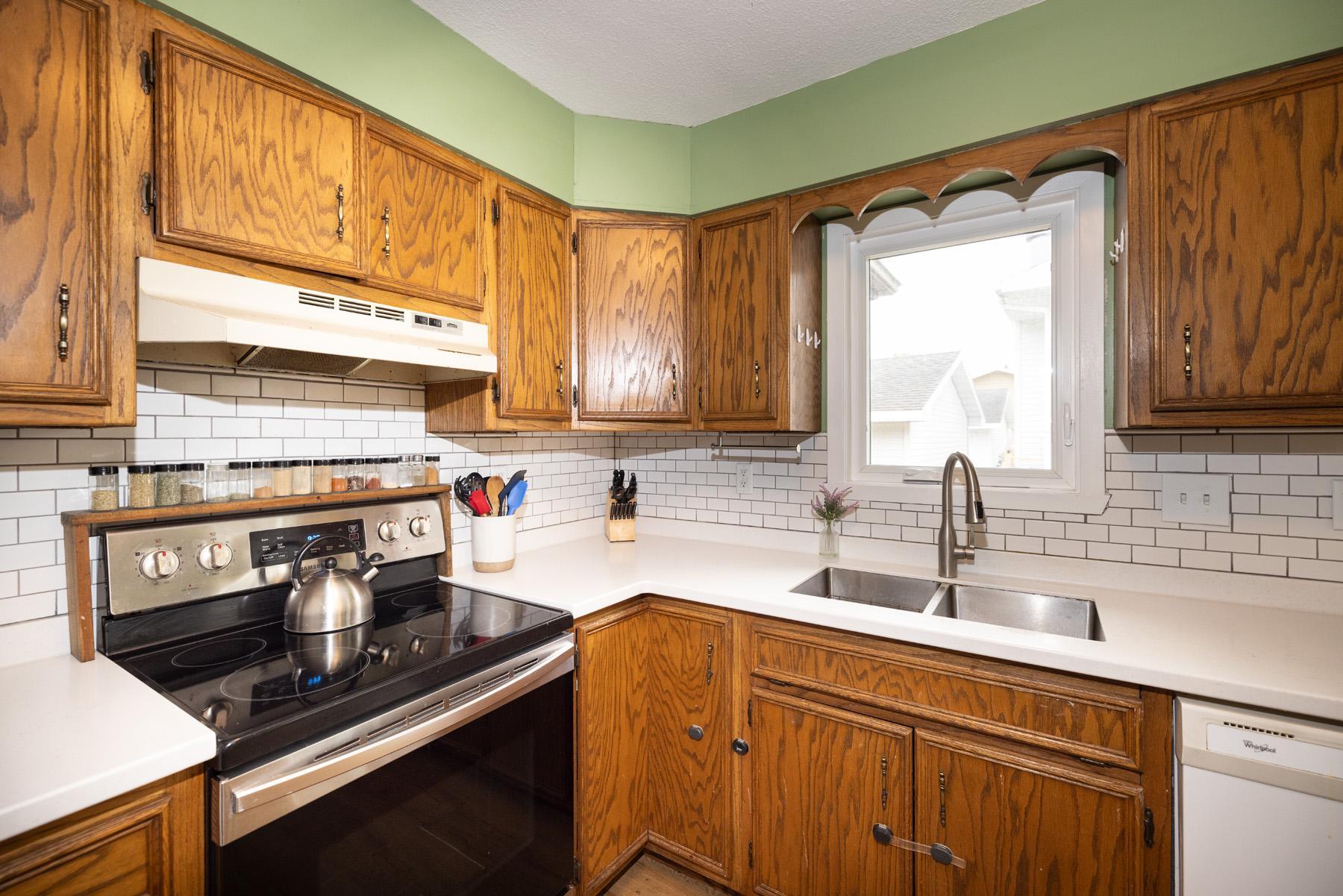3007 18th Street S, Fargo ND 58103 - Photo 12 of 45