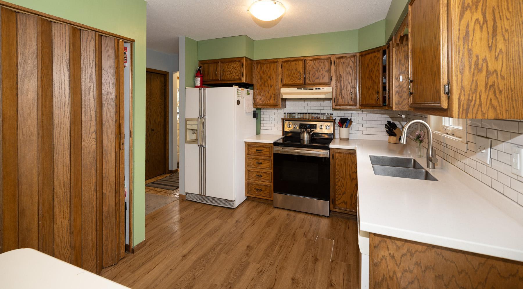 3007 18th Street S, Fargo ND 58103 - Photo 13 of 45