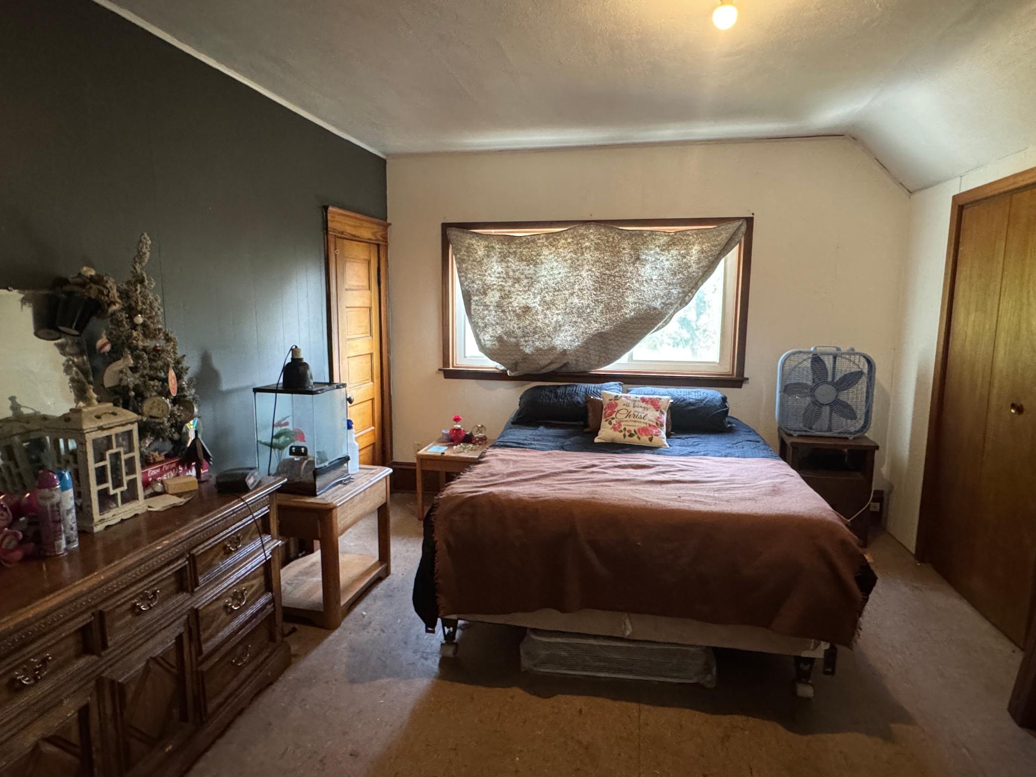 1917 single family home for sale at 1528 NE 154th ST NE in Buxton, ND — 4 bed, 1 bath (photo 16 of 31)