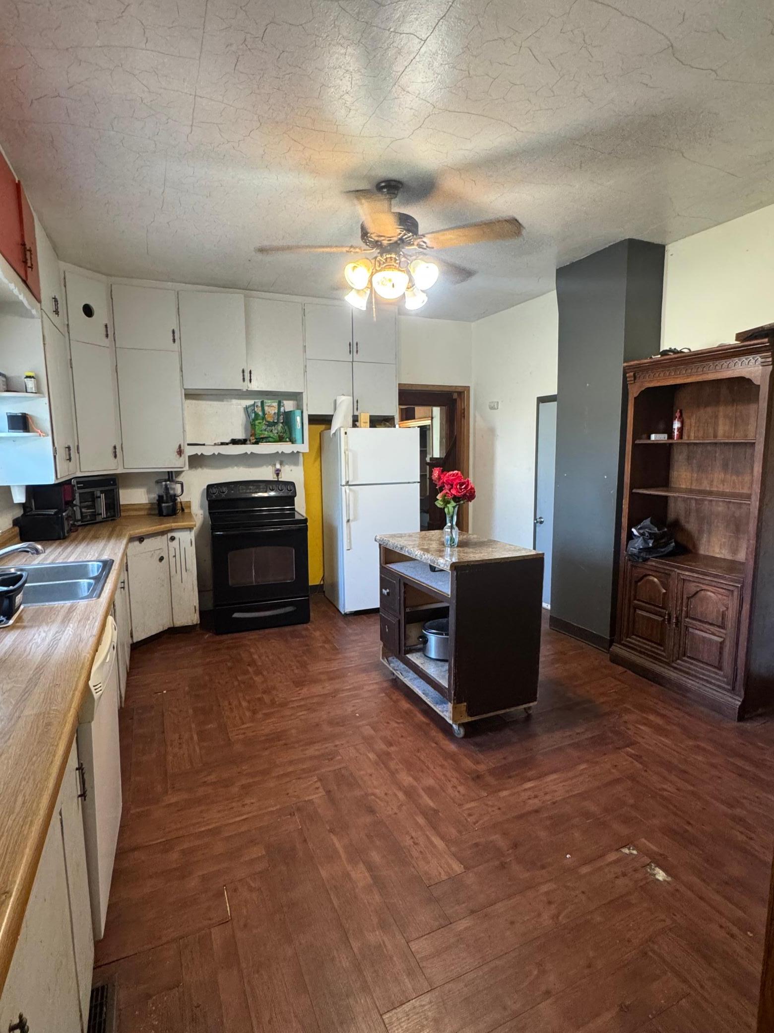 1917 single family home for sale at 1528 NE 154th ST NE in Buxton, ND — 4 bed, 1 bath (photo 27 of 31)