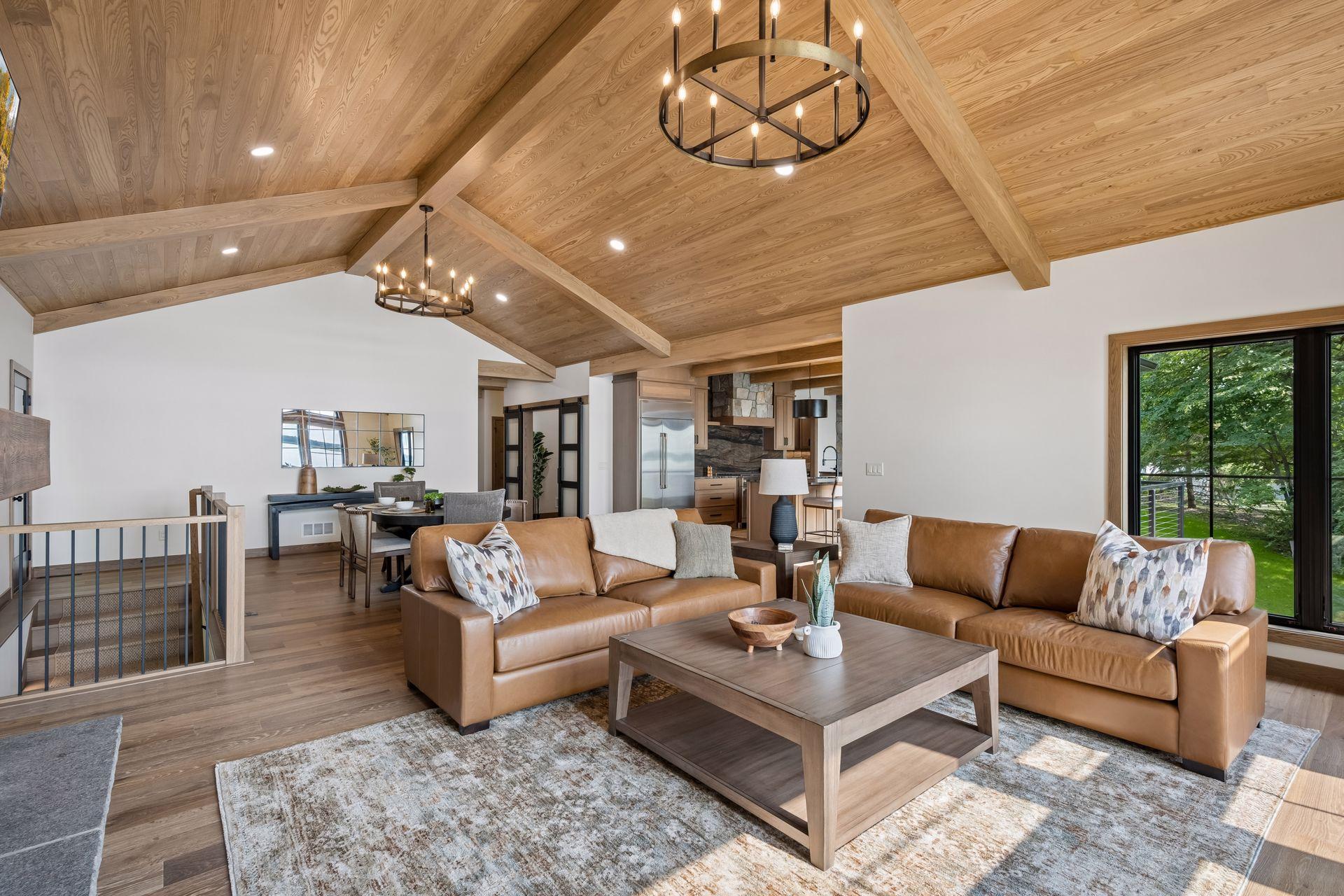 2025 single family home for sale at 4811 Wharry Heights Road SW in Alexandria, MN — 4 bed, 5 bath (photo 17 of 59)
