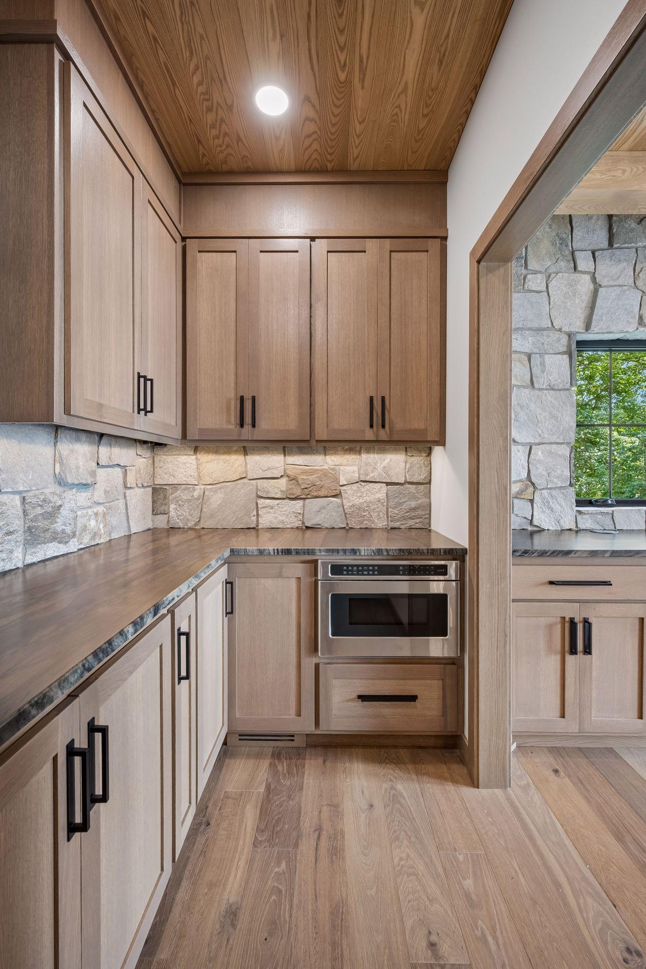 2025 single family home for sale at 4811 Wharry Heights Road SW in Alexandria, MN — 4 bed, 5 bath (photo 26 of 59)