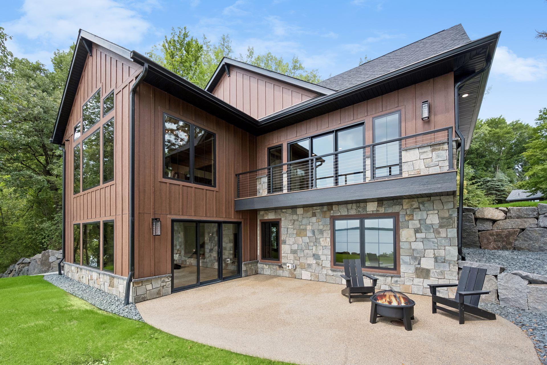 2025 single family home for sale at 4811 Wharry Heights Road SW in Alexandria, MN — 4 bed, 5 bath (photo 6 of 59)