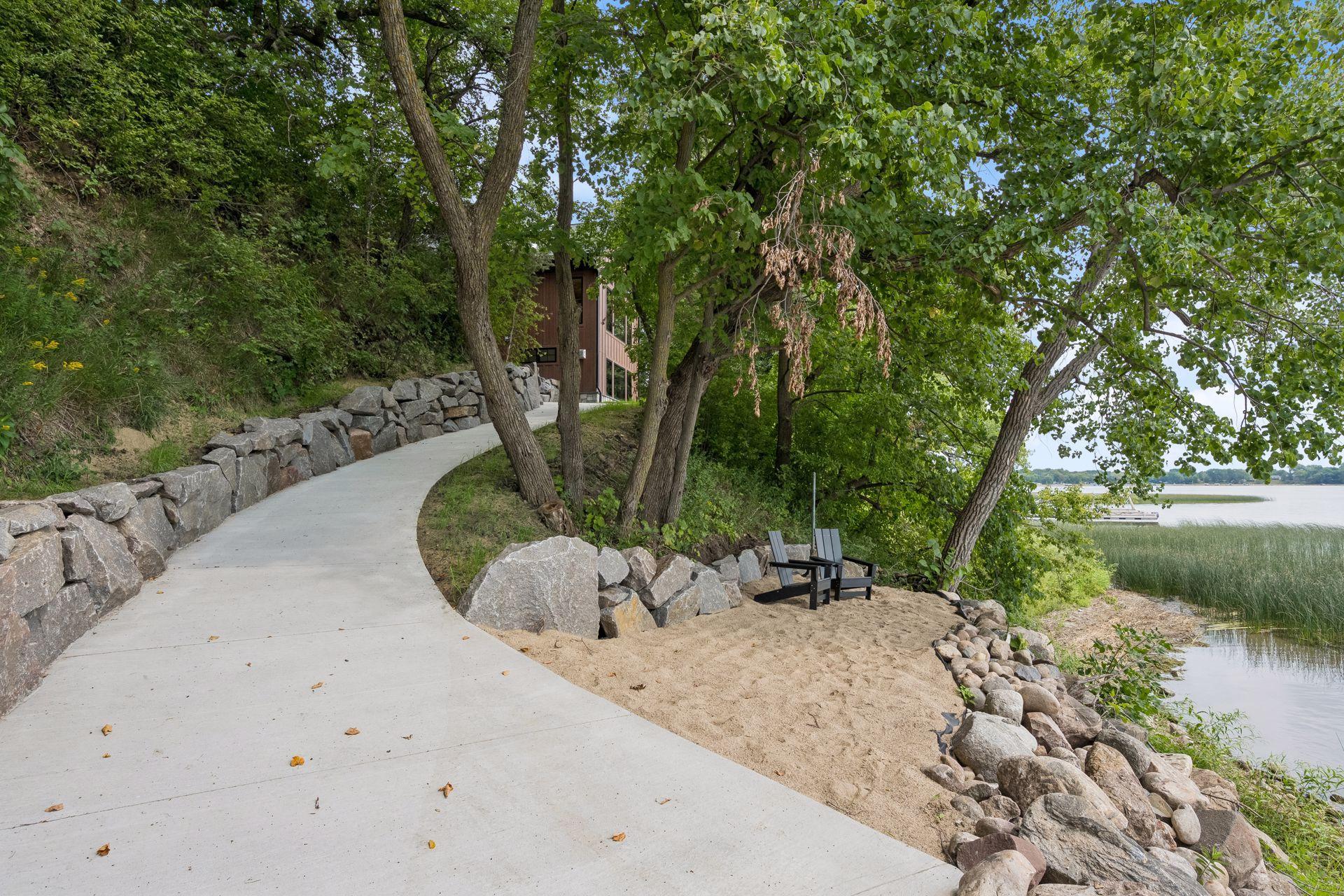 2025 single family home for sale at 4811 Wharry Heights Road SW in Alexandria, MN — 4 bed, 5 bath (photo 54 of 59)