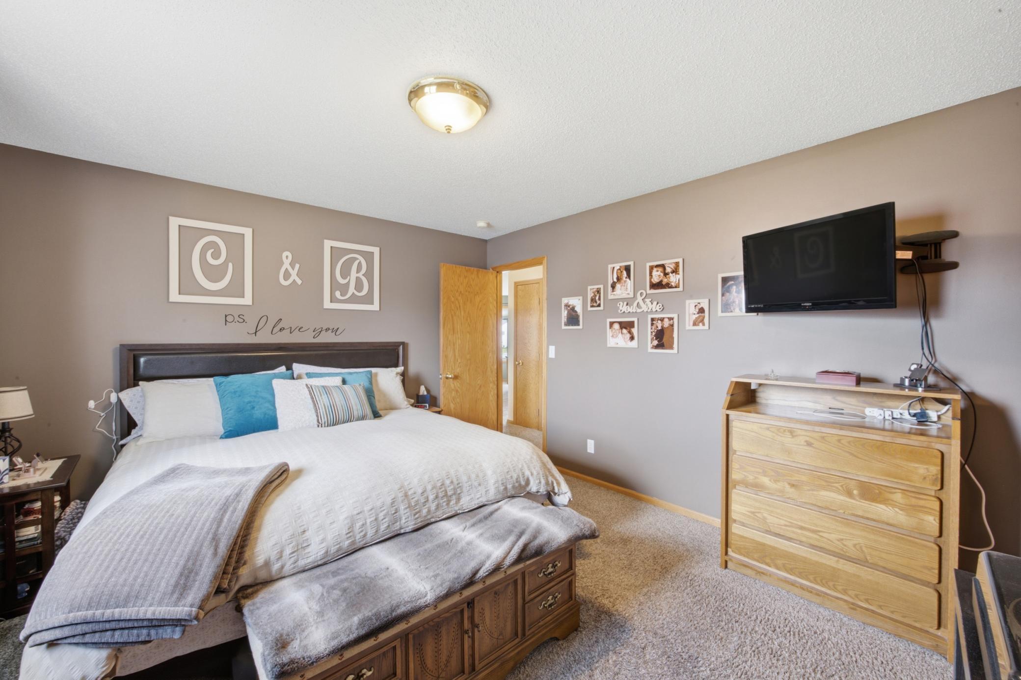 1206 18th Street N, Moorhead MN 56560 - Photo 13 of 28
