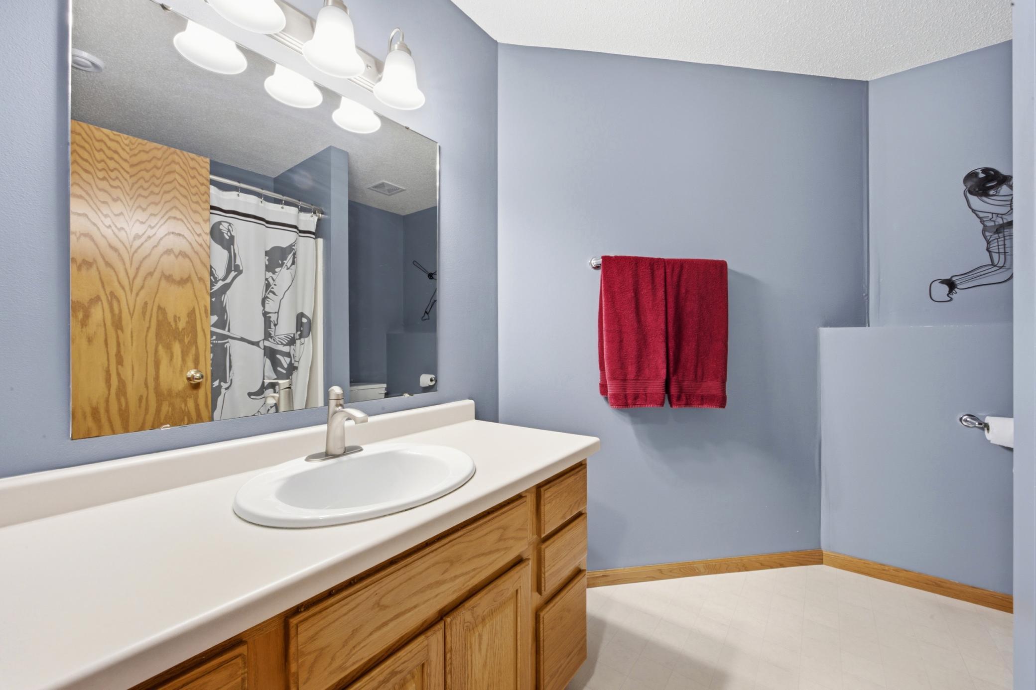 1206 18th Street N, Moorhead MN 56560 - Photo 24 of 28