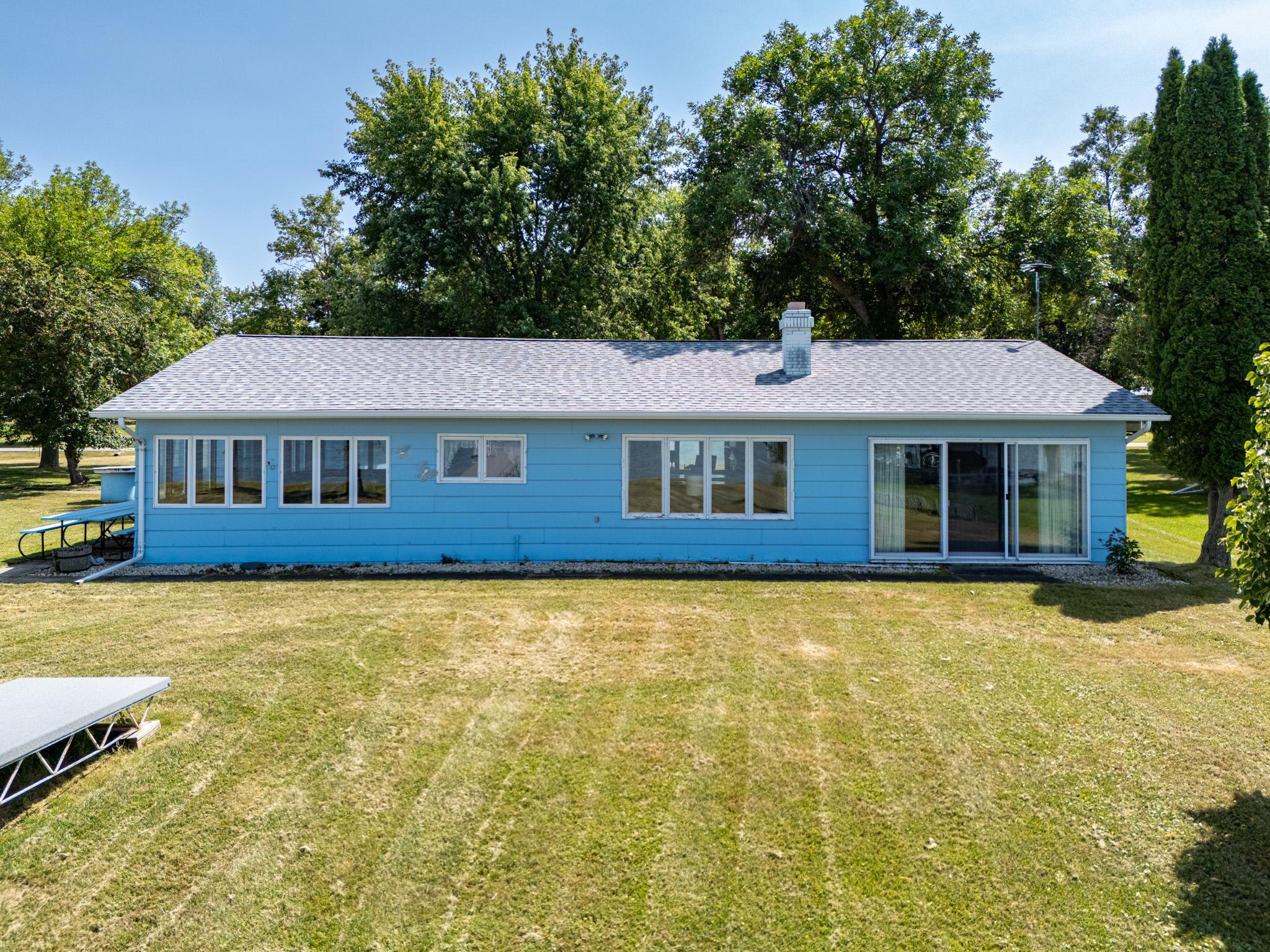 1950 single family home for sale at 11842 Lake Street SE in Mentor, MN — 2 bed, 1 bath (photo 2 of 26)