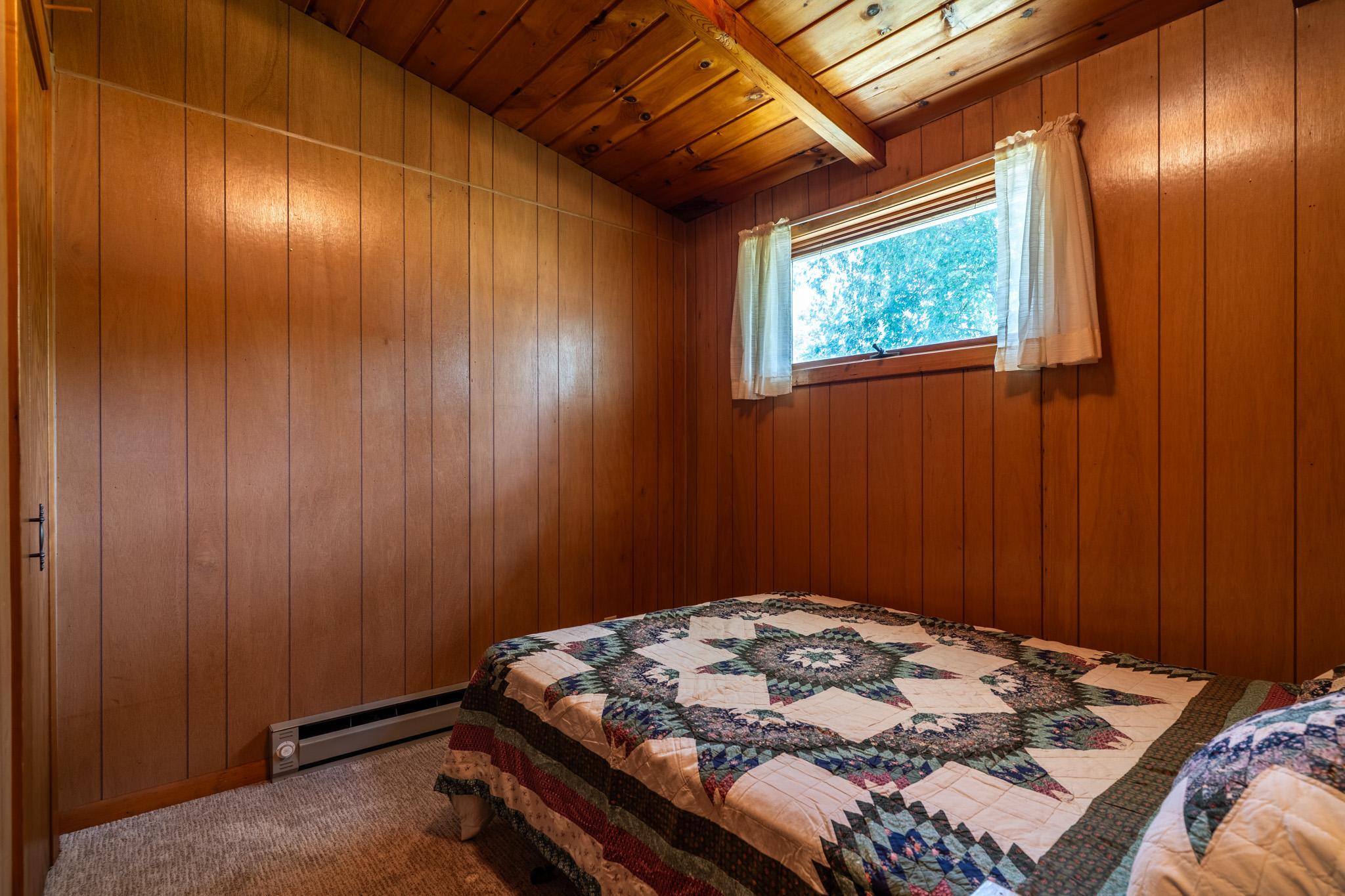 1950 single family home for sale at 11842 Lake Street SE in Mentor, MN — 2 bed, 1 bath (photo 11 of 26)