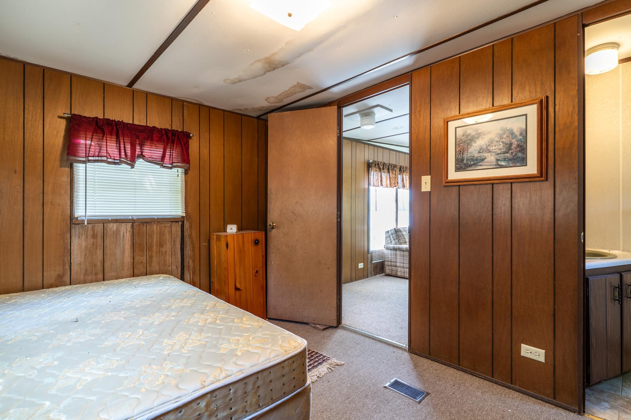 1950 single family home for sale at 11842 Lake Street SE in Mentor, MN — 2 bed, 1 bath (photo 25 of 26)