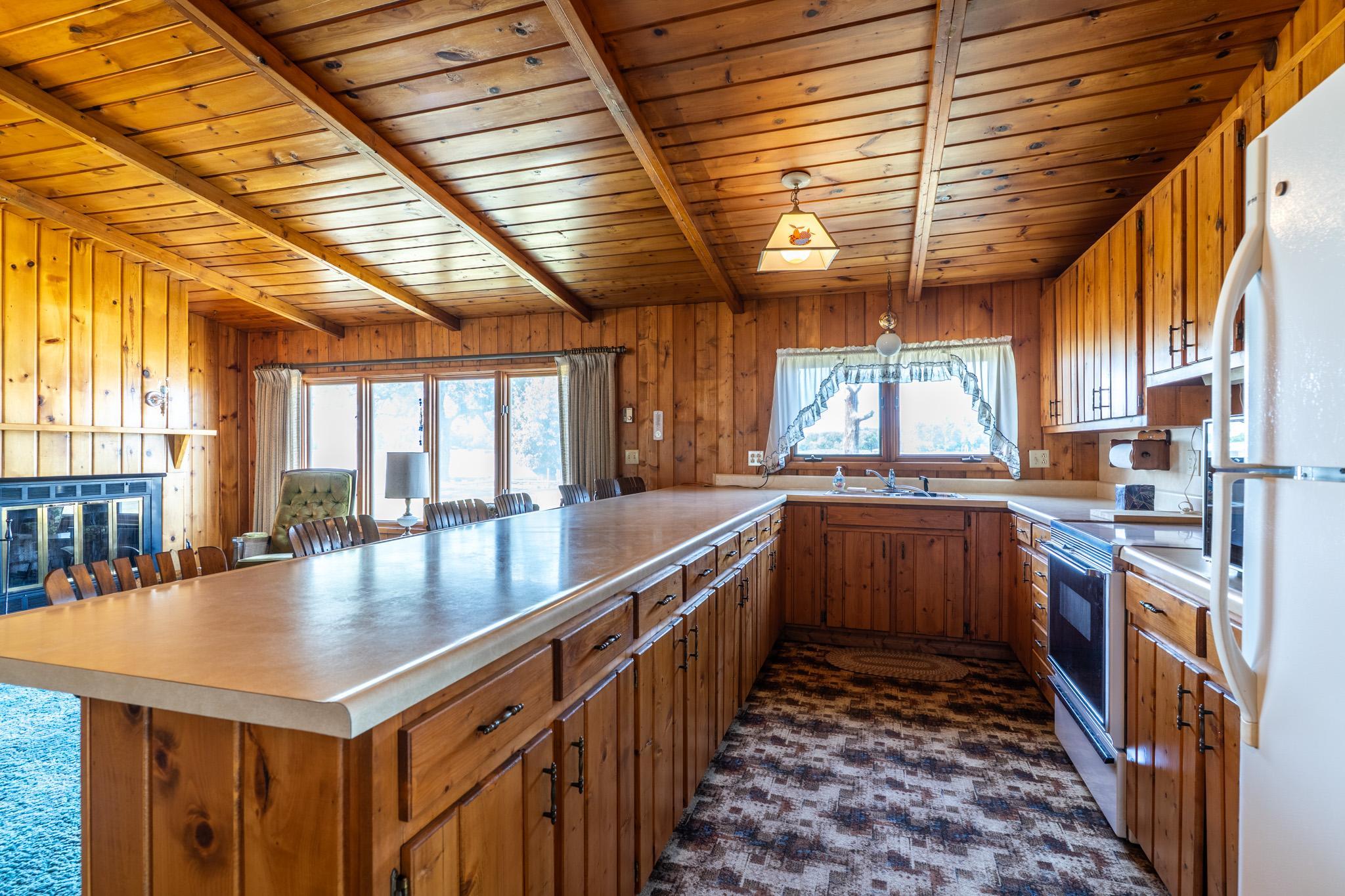 1950 single family home for sale at 11842 Lake Street SE in Mentor, MN — 2 bed, 1 bath (photo 6 of 26)