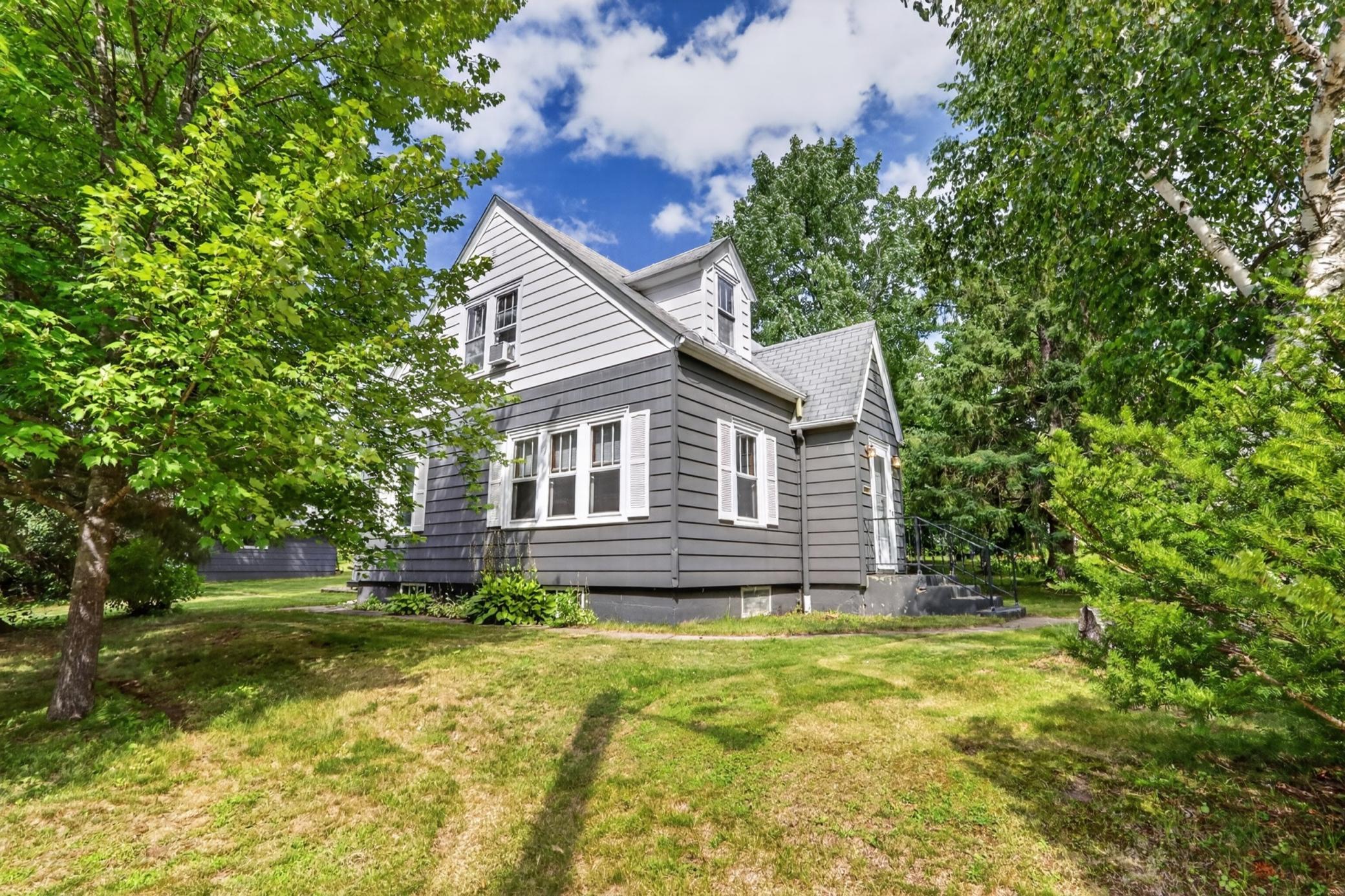 401 NE 7th Street, Grand Rapids MN 55744 - Photo 2 of 41