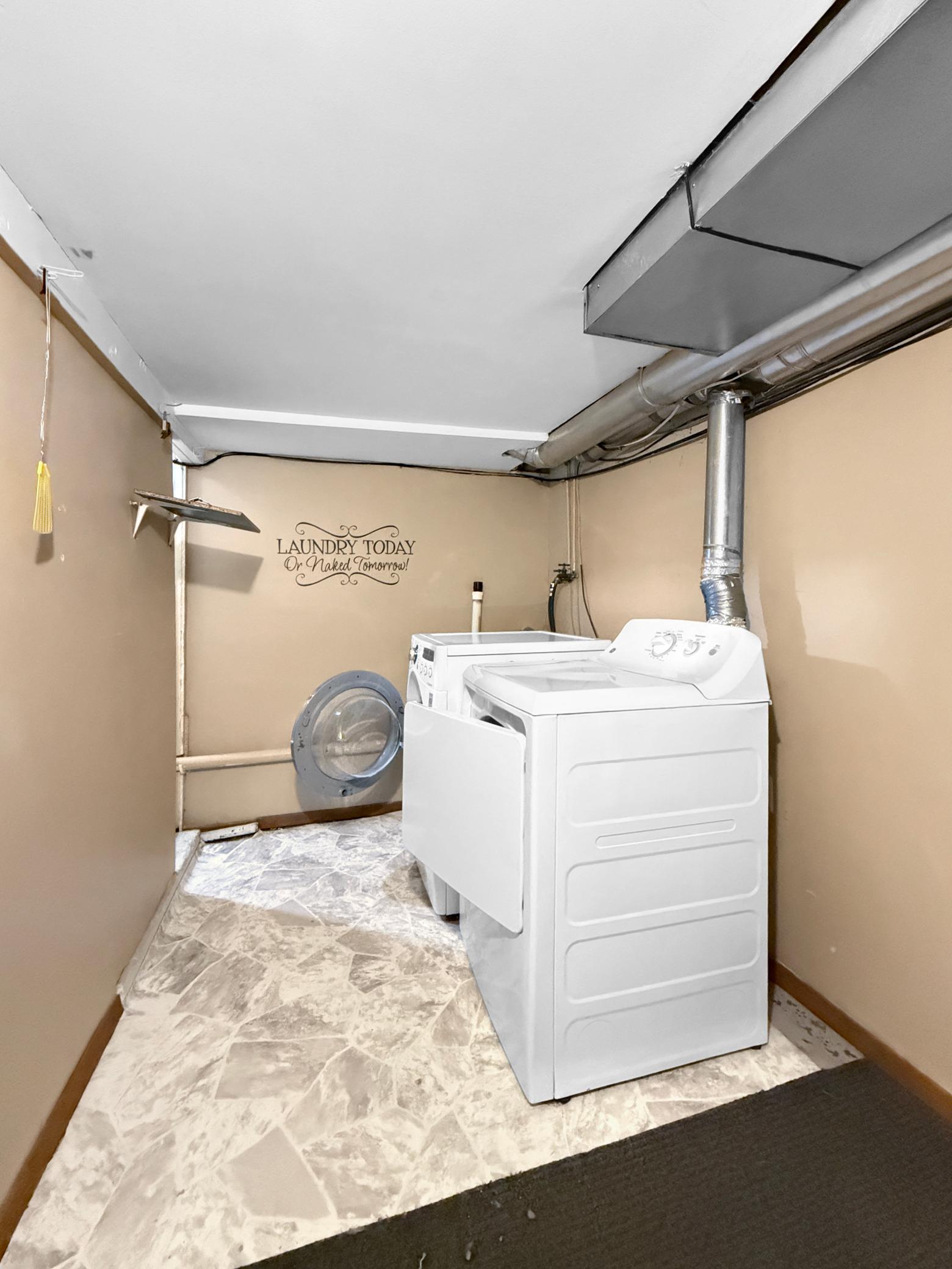 1920 single family home for sale at 604 Lincoln Avenue SE in Bemidji, MN — 3 bed, 1 bath (photo 12 of 16)