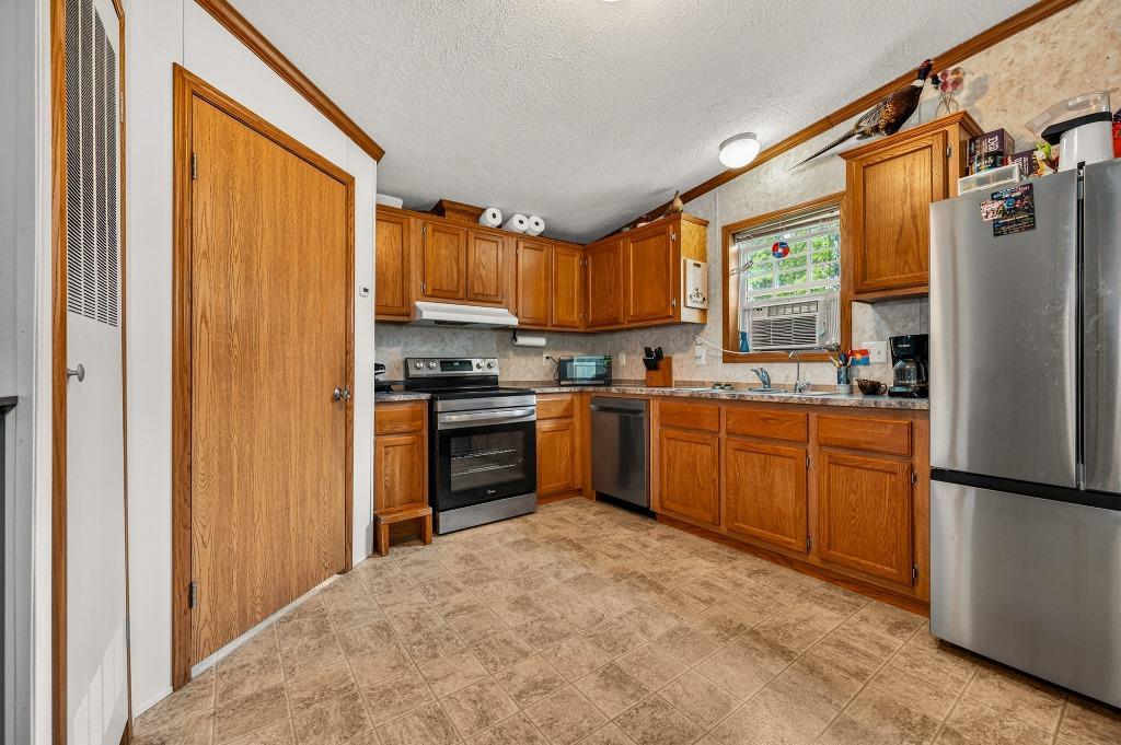 21982 Grouse Lane, Grand Rapids MN 55744 - Photo 4 of 28