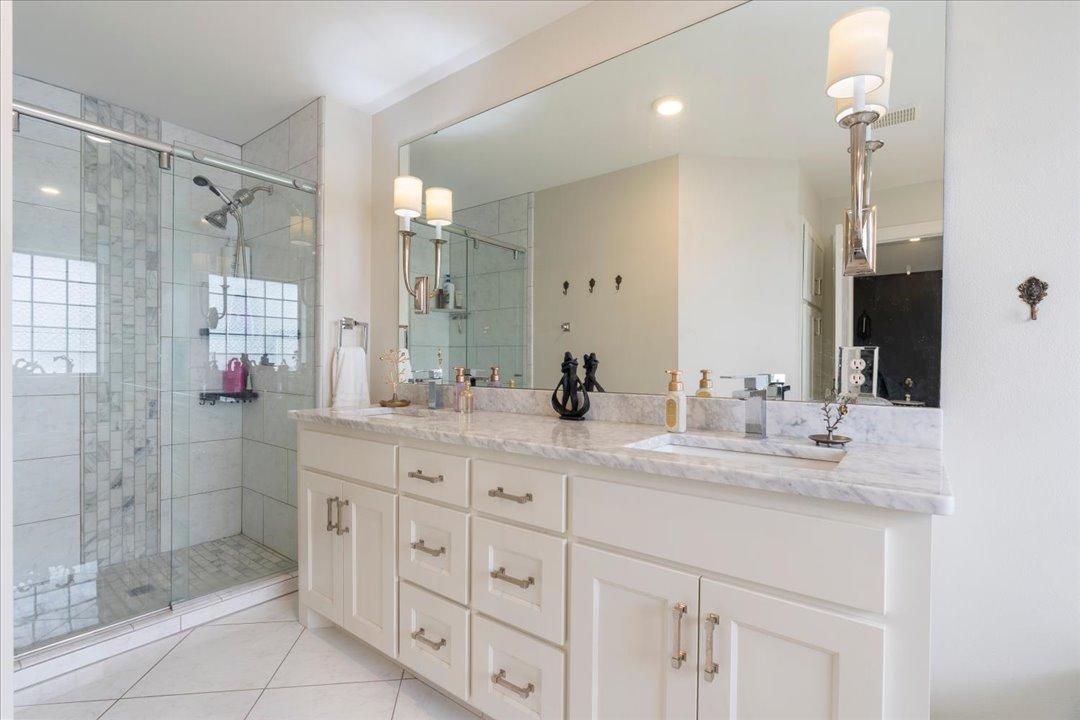 2007 single family home for sale at 14462 Grand Oaks Drive in Baxter, MN — 6 bed, 4 bath (photo 22 of 60)