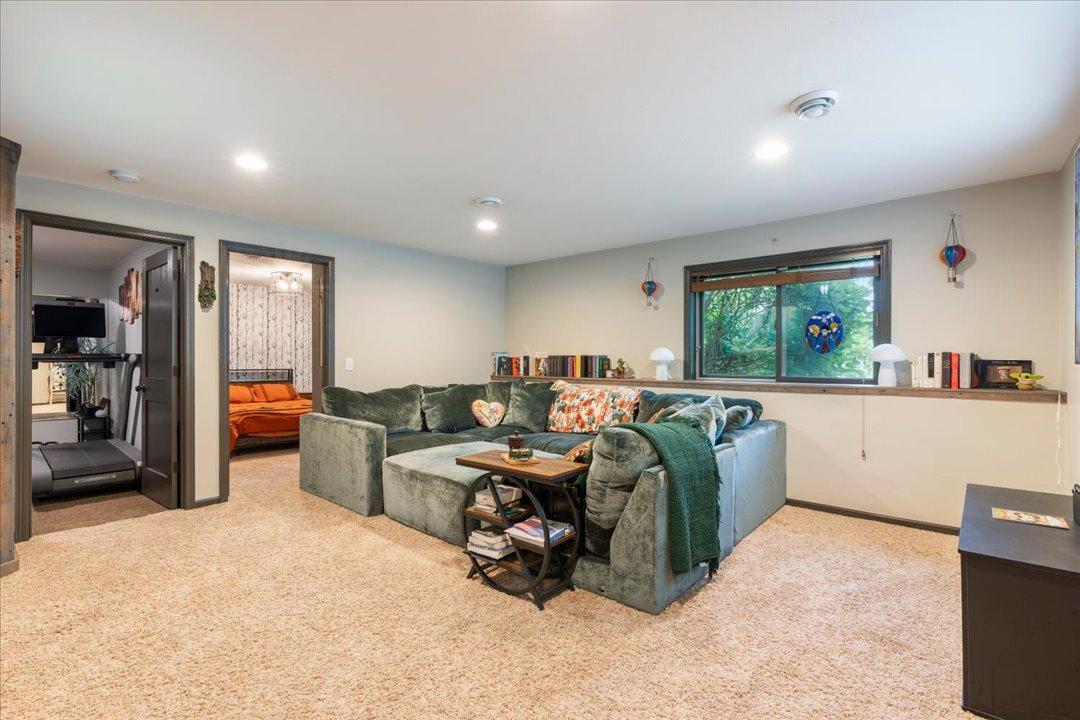 2007 single family home for sale at 14462 Grand Oaks Drive in Baxter, MN — 6 bed, 4 bath (photo 32 of 60)