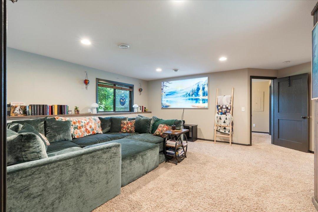 2007 single family home for sale at 14462 Grand Oaks Drive in Baxter, MN — 6 bed, 4 bath (photo 37 of 60)