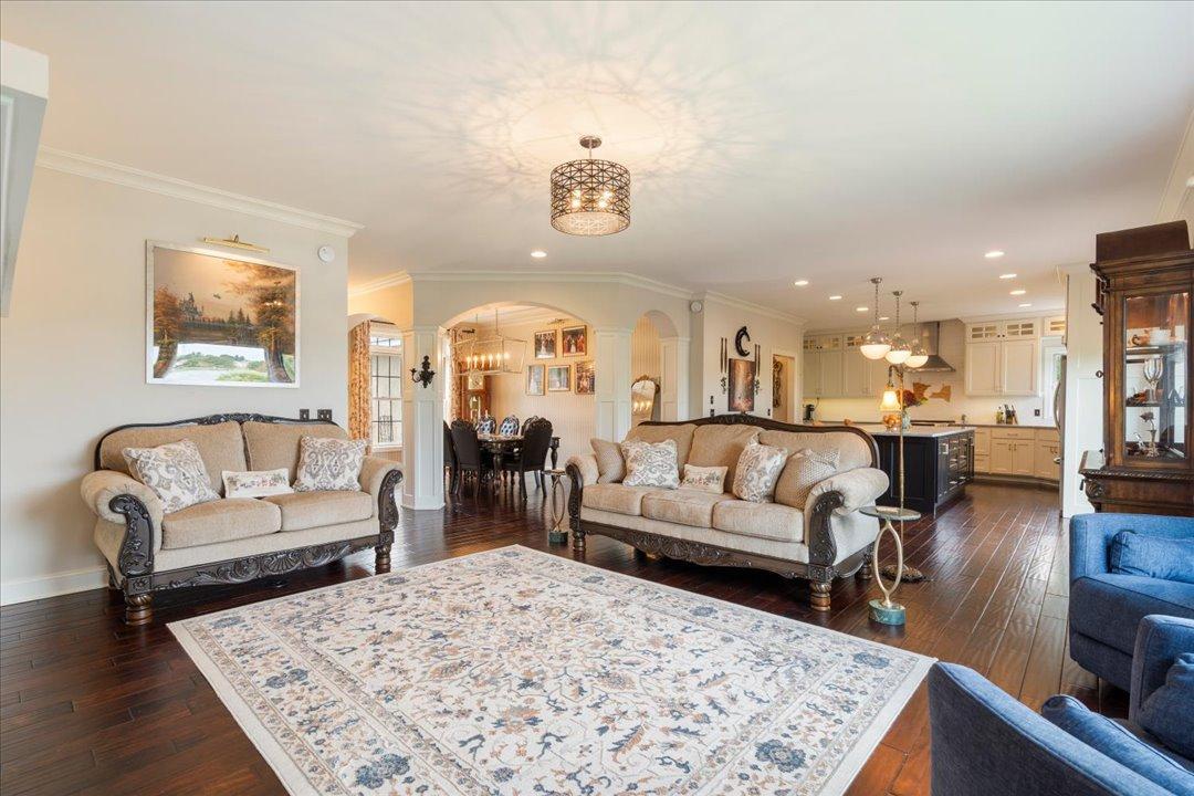 2007 single family home for sale at 14462 Grand Oaks Drive in Baxter, MN — 6 bed, 4 bath (photo 9 of 60)
