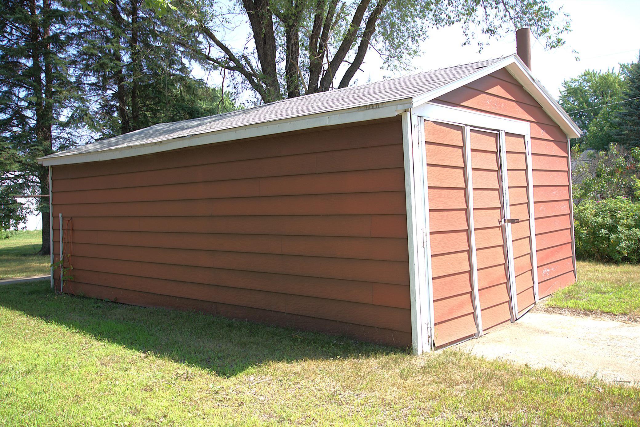 414 Cleveland Street SW, Staples MN 56479 - Photo 3 of 4