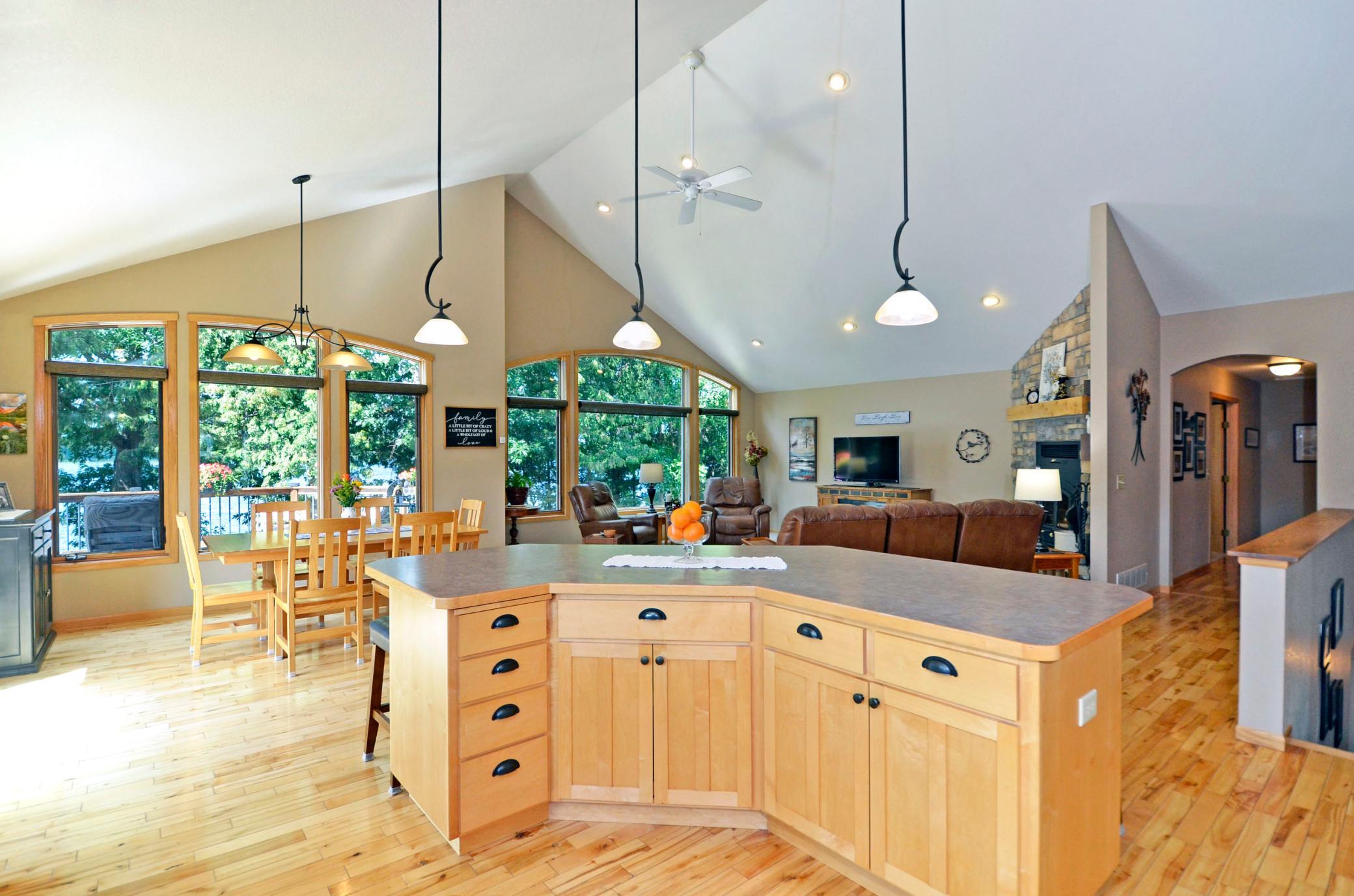 2004 single family home for sale at 42552 323rd Lane in Aitkin, MN — 4 bed, 3 bath (photo 12 of 31)