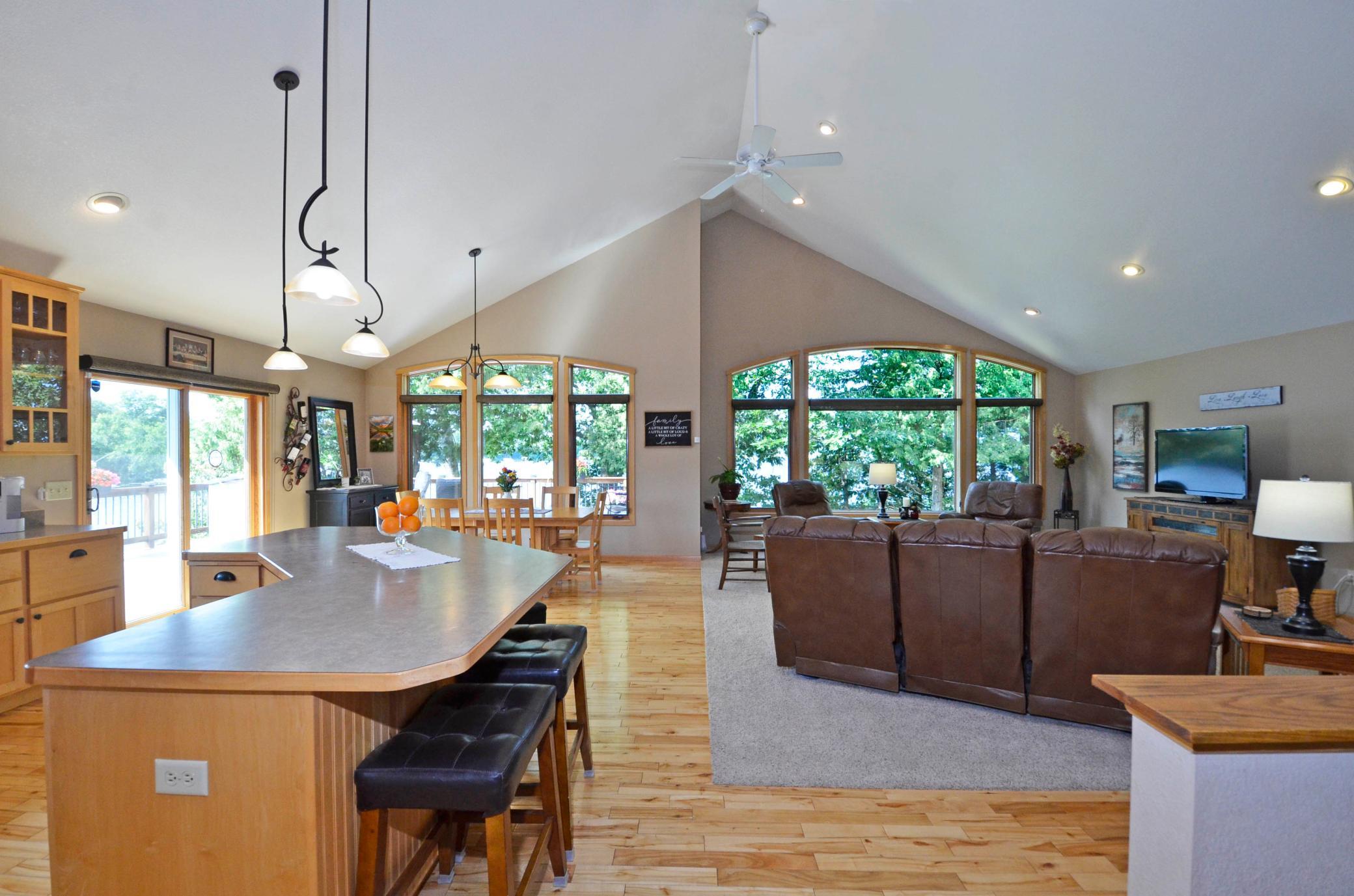 2004 single family home for sale at 42552 323rd Lane in Aitkin, MN — 4 bed, 3 bath (photo 13 of 31)